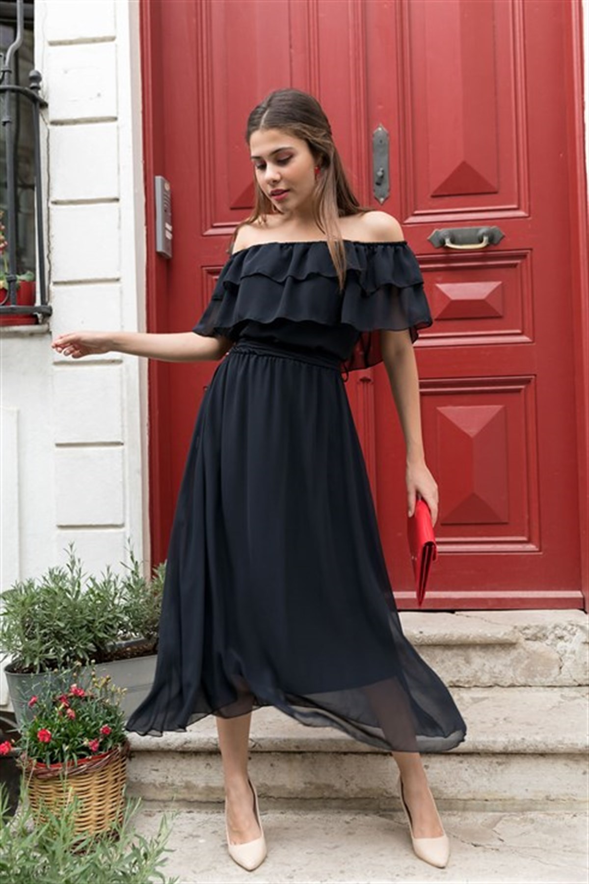 YAKA FIRFIR KUŞAKLI ŞİFON ELBİSE-SİYAH