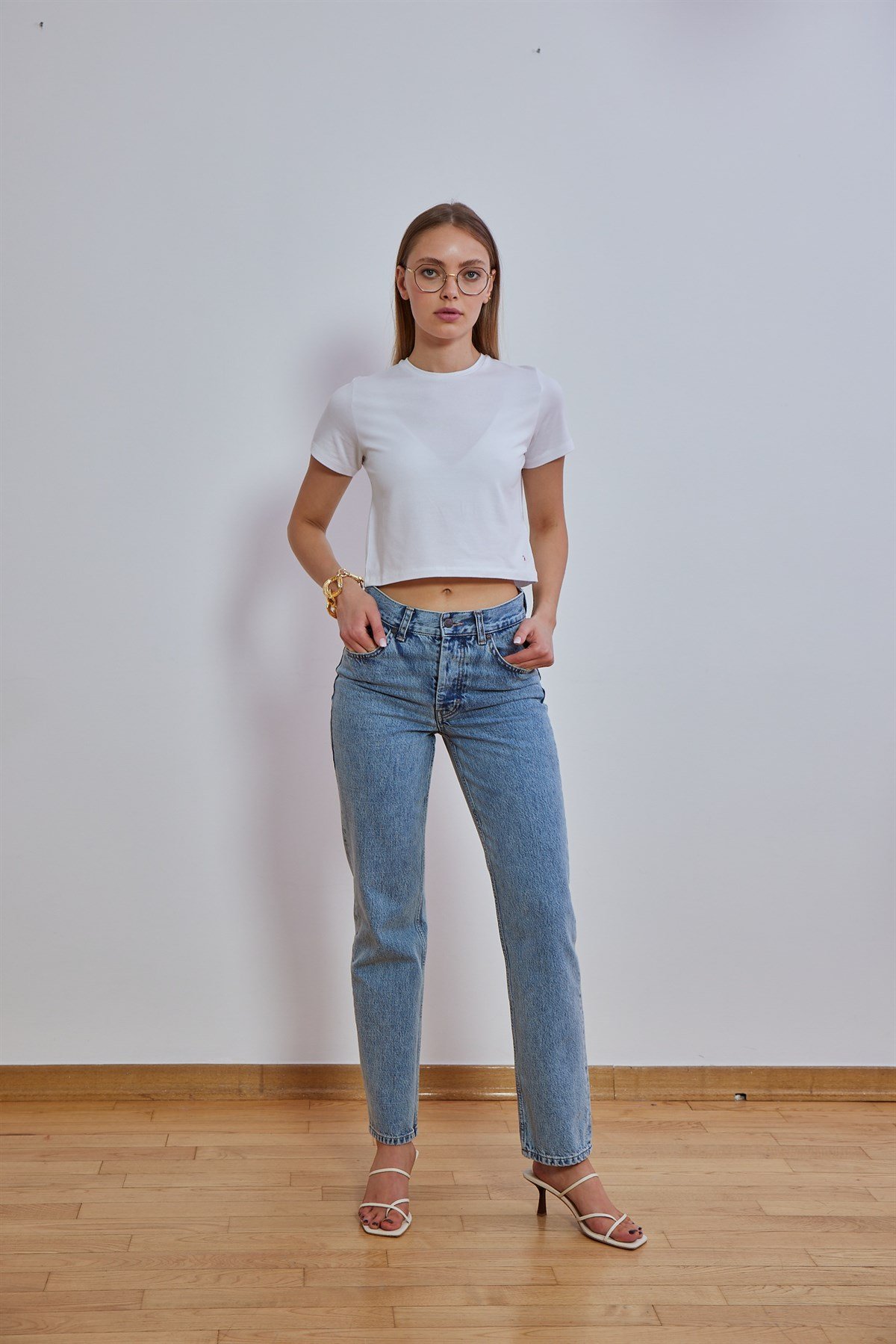 Beyaz Cropped T-shirt