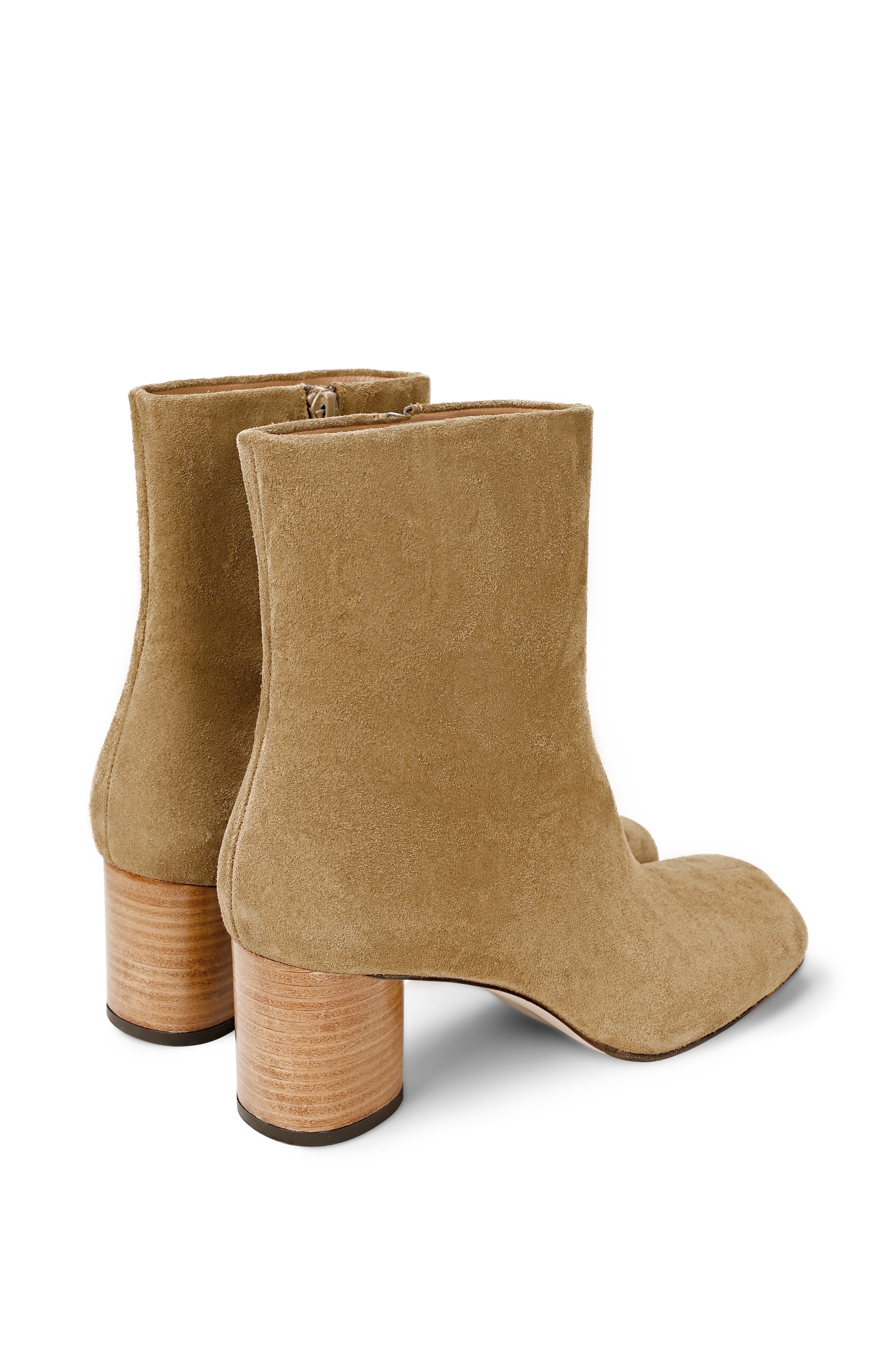 Bisküvi Kare Burun Topuklu Süet Bot