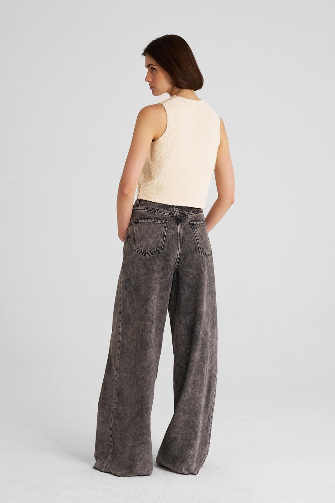 Ekru Buklet Crop Triko Yelek