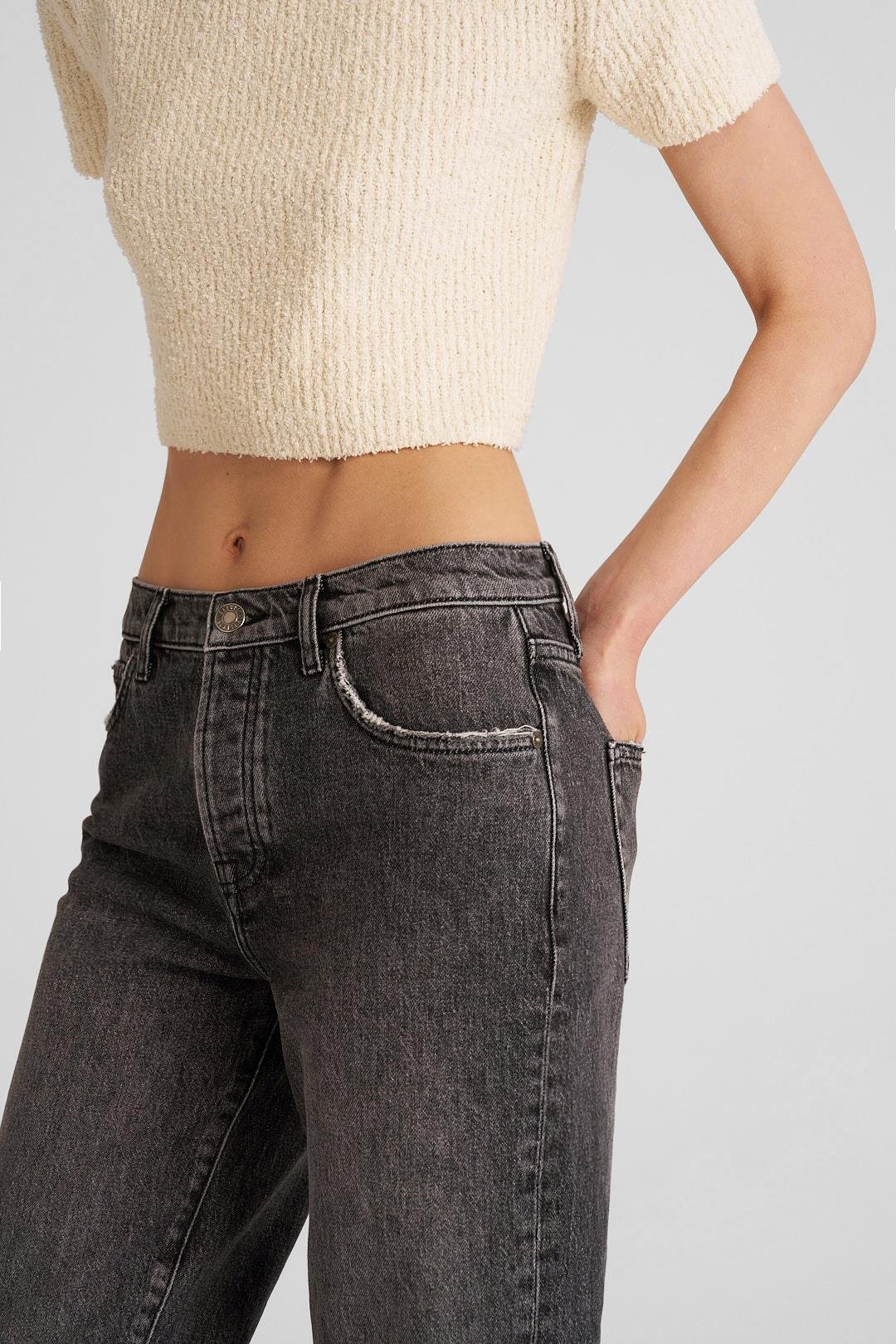 Ekru Buklet Kısa Kol Kazak