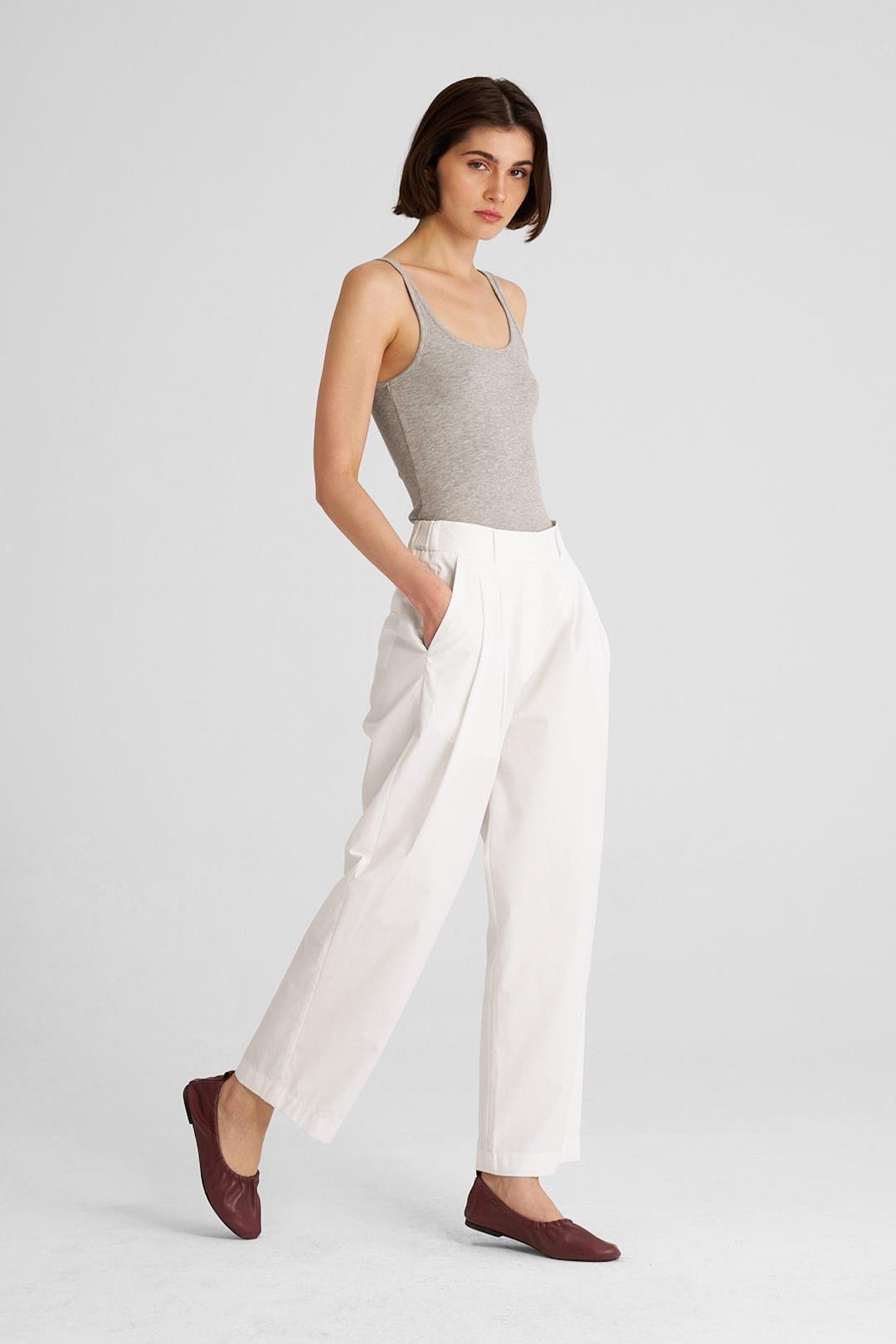 Ekru Çift Pilili Koton Pantolon