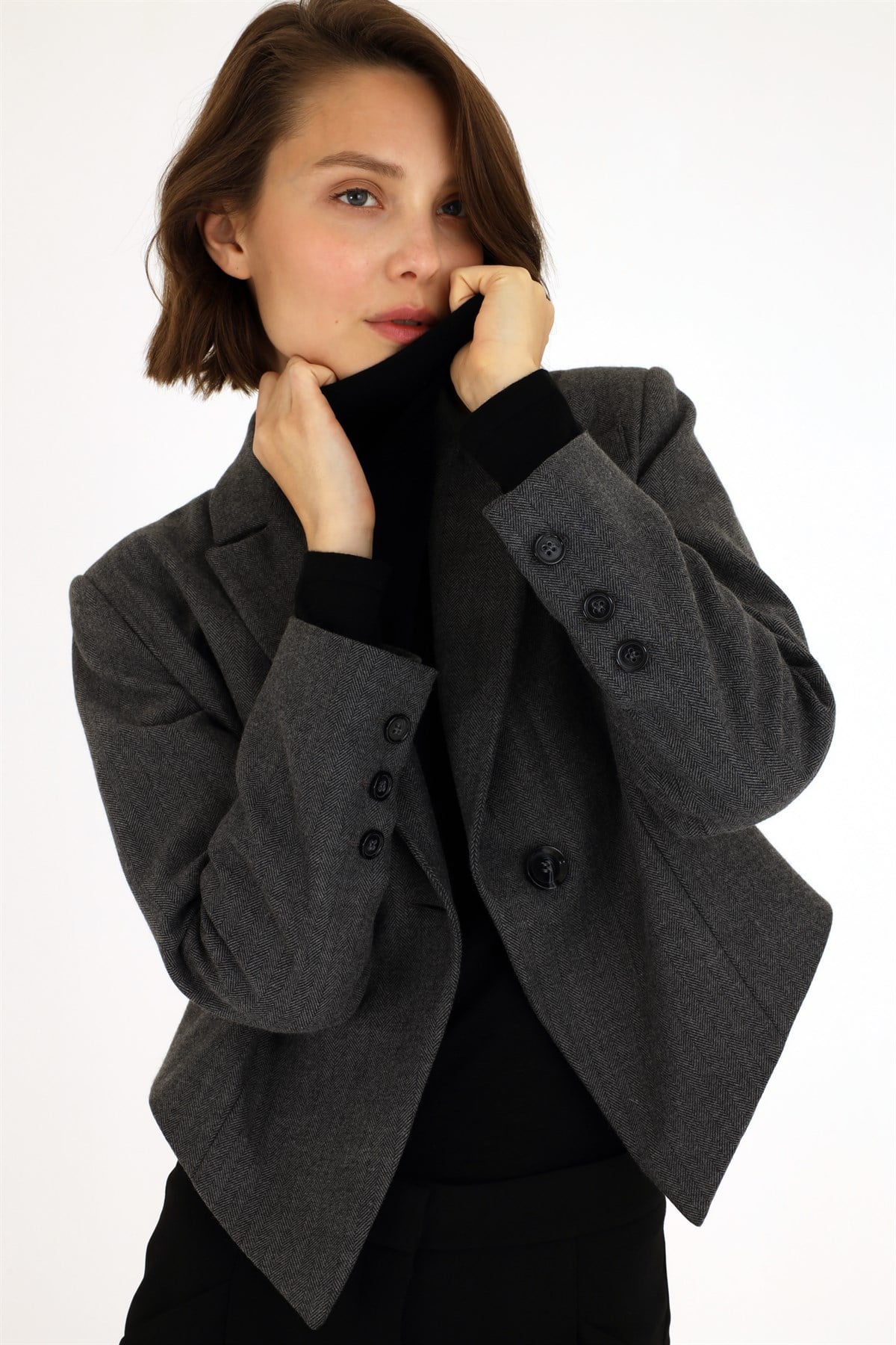 Gri Balıksırtı Desen Crop Ceket