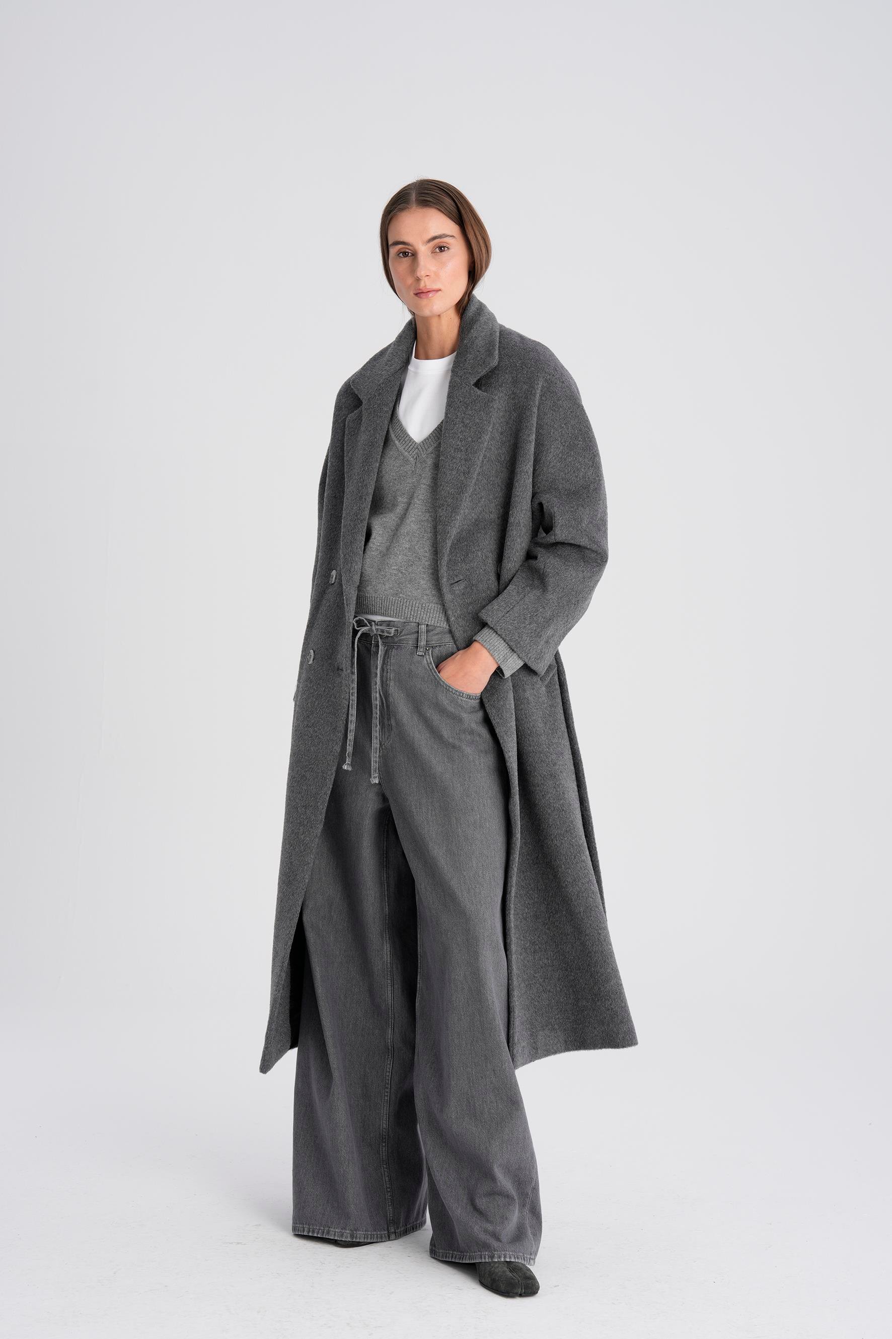 Gri İstanbul Alpaka Klasik Palto