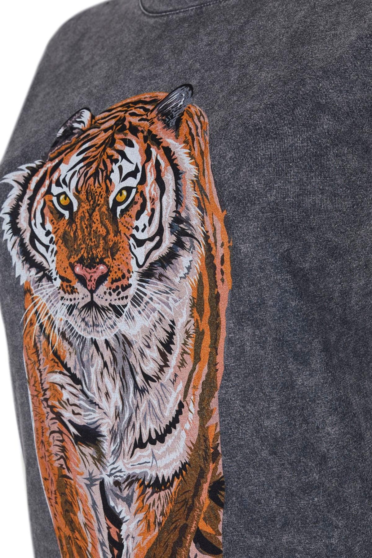 Gri Kaplan Baskılı Yıkamalı Tshirt