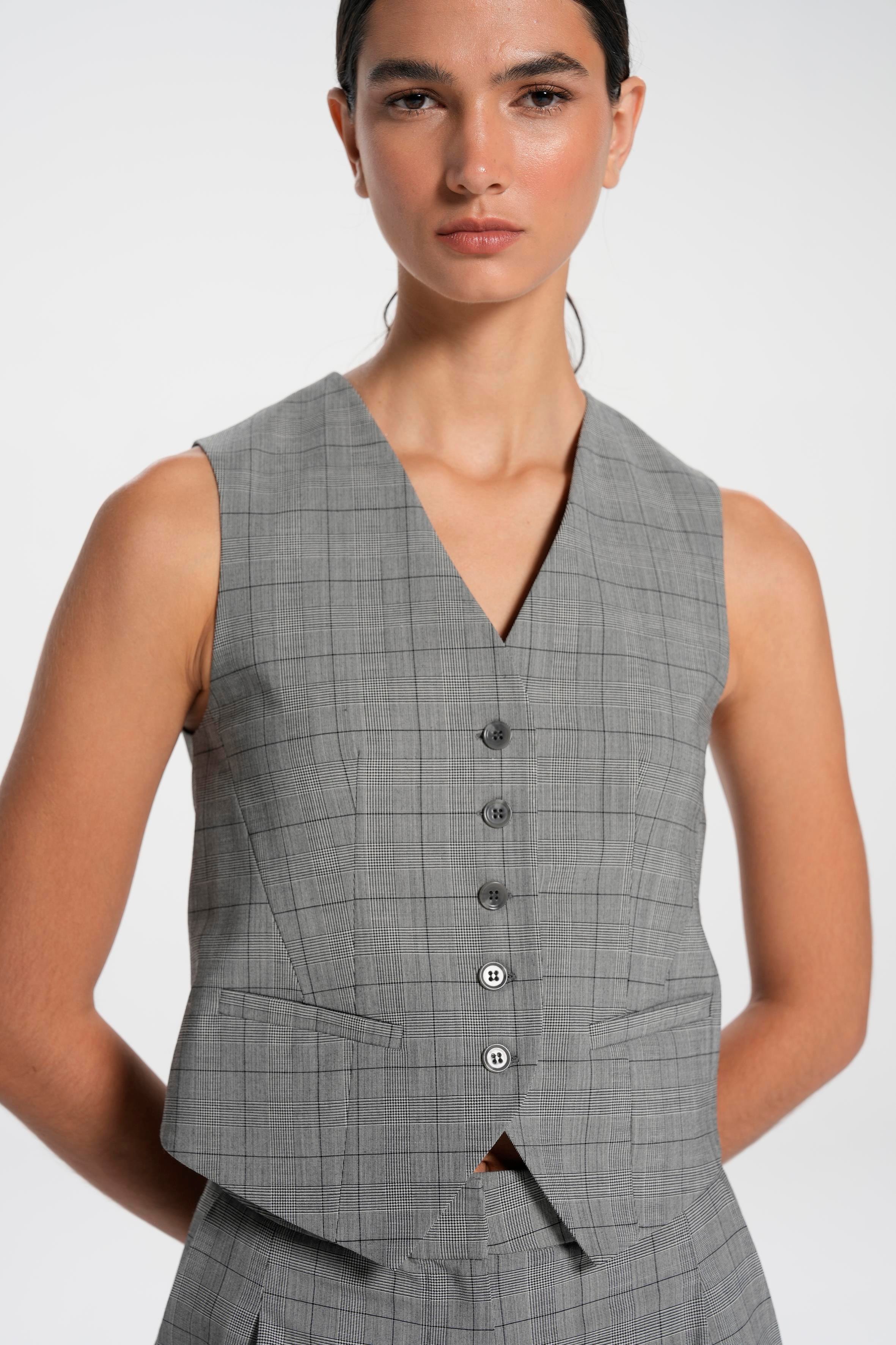 Gri Kareli V Yaka Yünlü Yelek