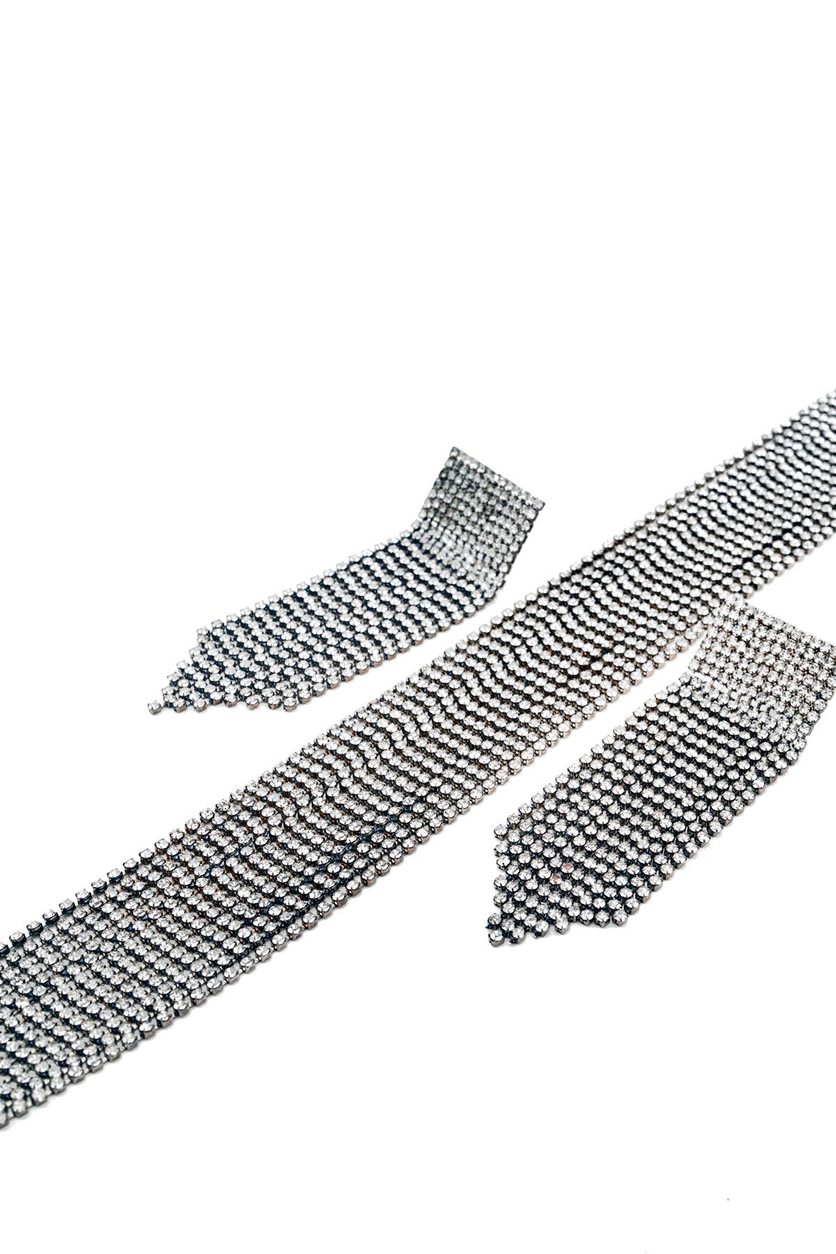 Gümüş Şerit Taşlı Choker Kolye