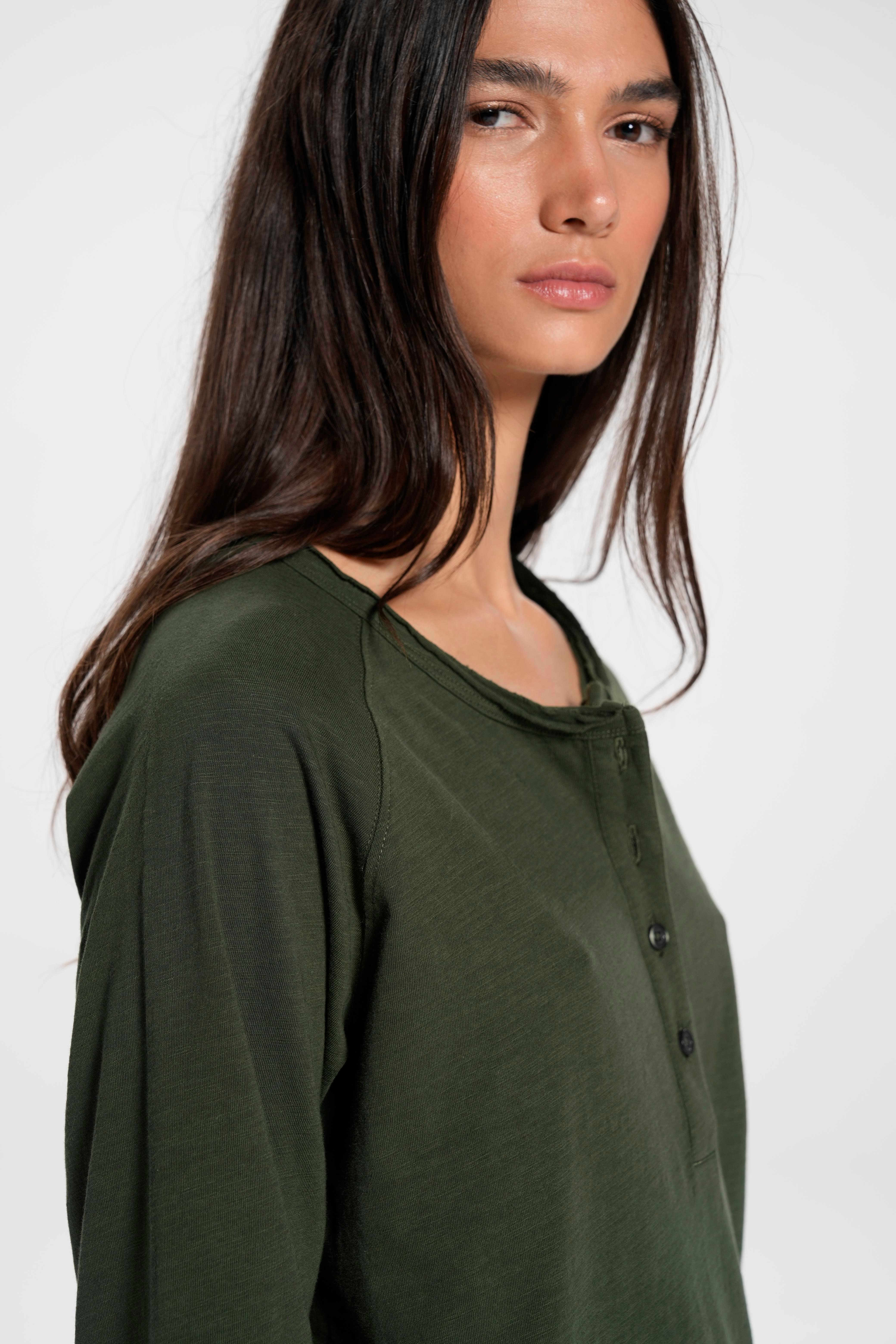 Haki Soluk Efektli Flamlı Uzun Kol Tshirt