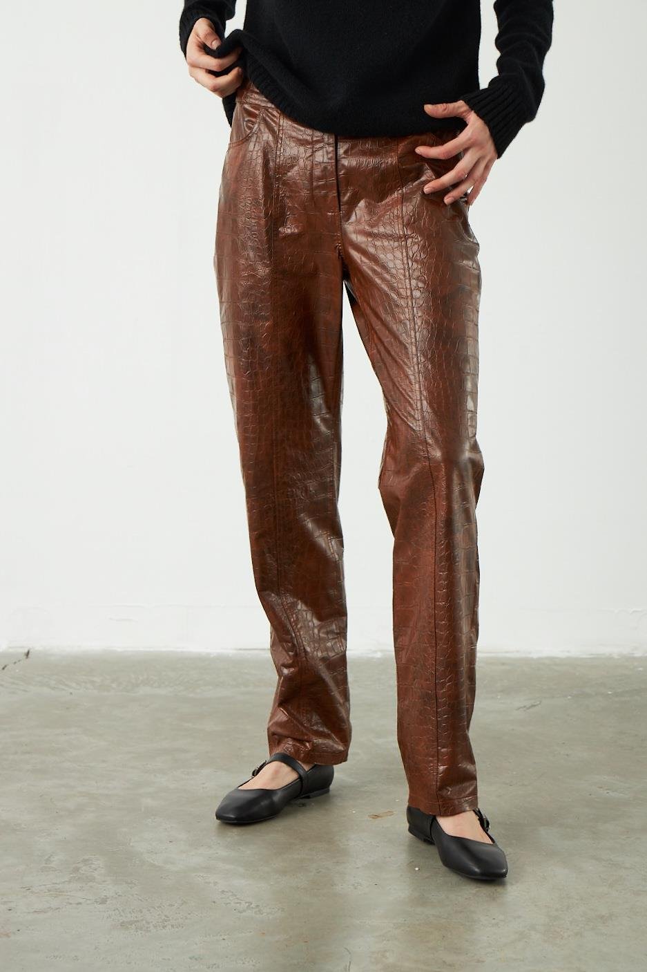 Kahverengi Deri Görünümlü Kroko Pantolon - Exclusive Collection
