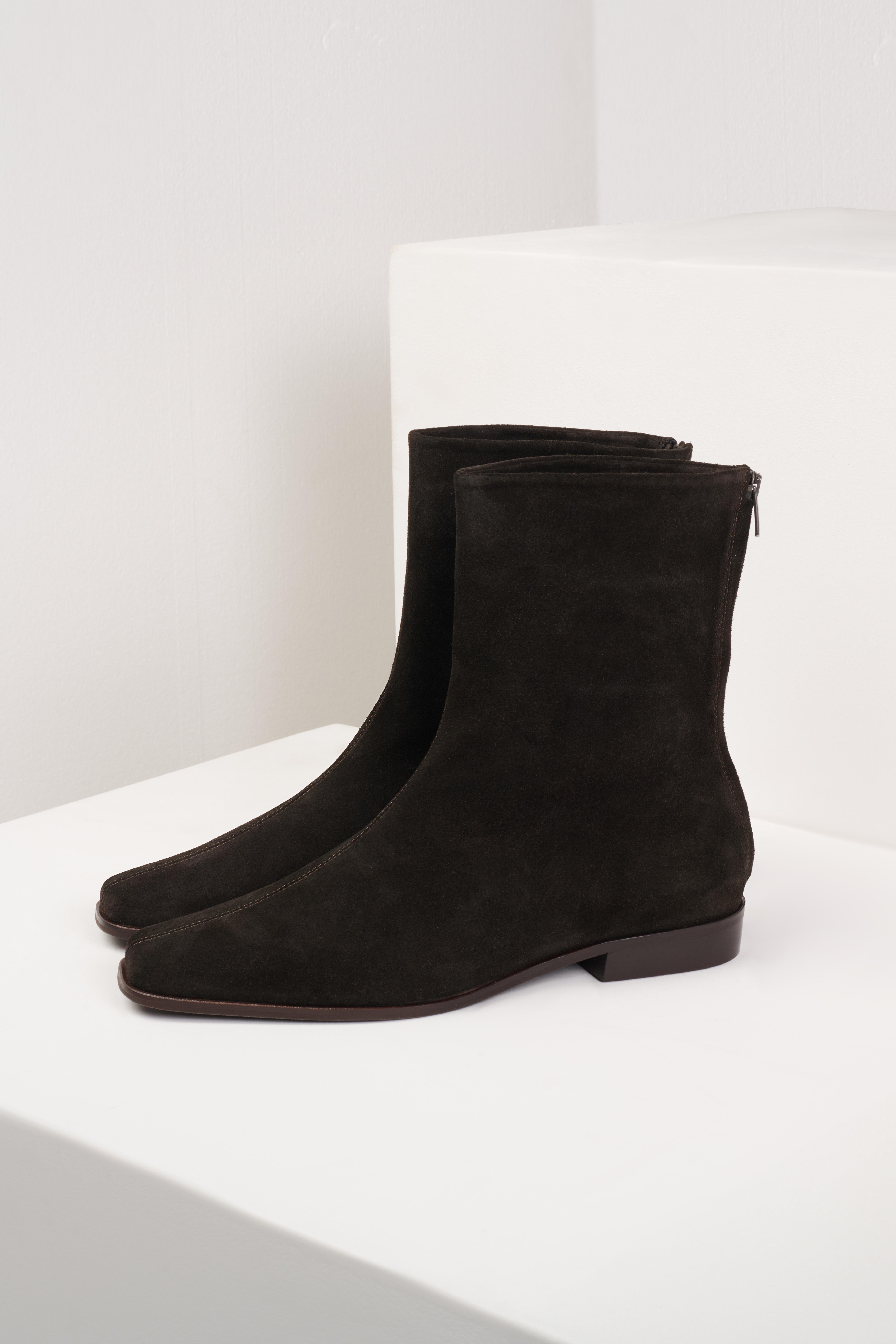 Kahverengi Kare Burun Süet Bot