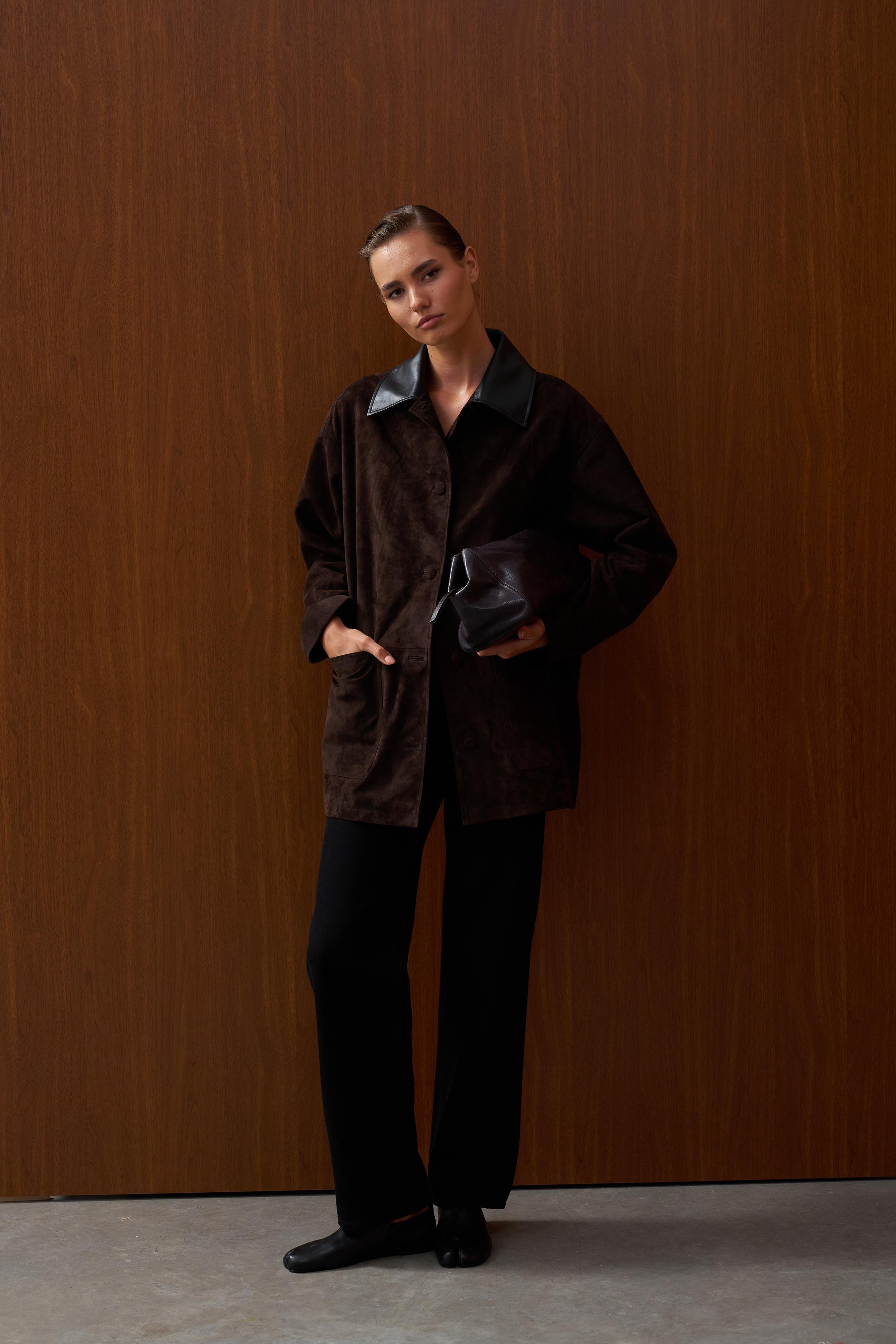 Kahverengi Kontrast Yaka Detaylı Süet Midi Ceket