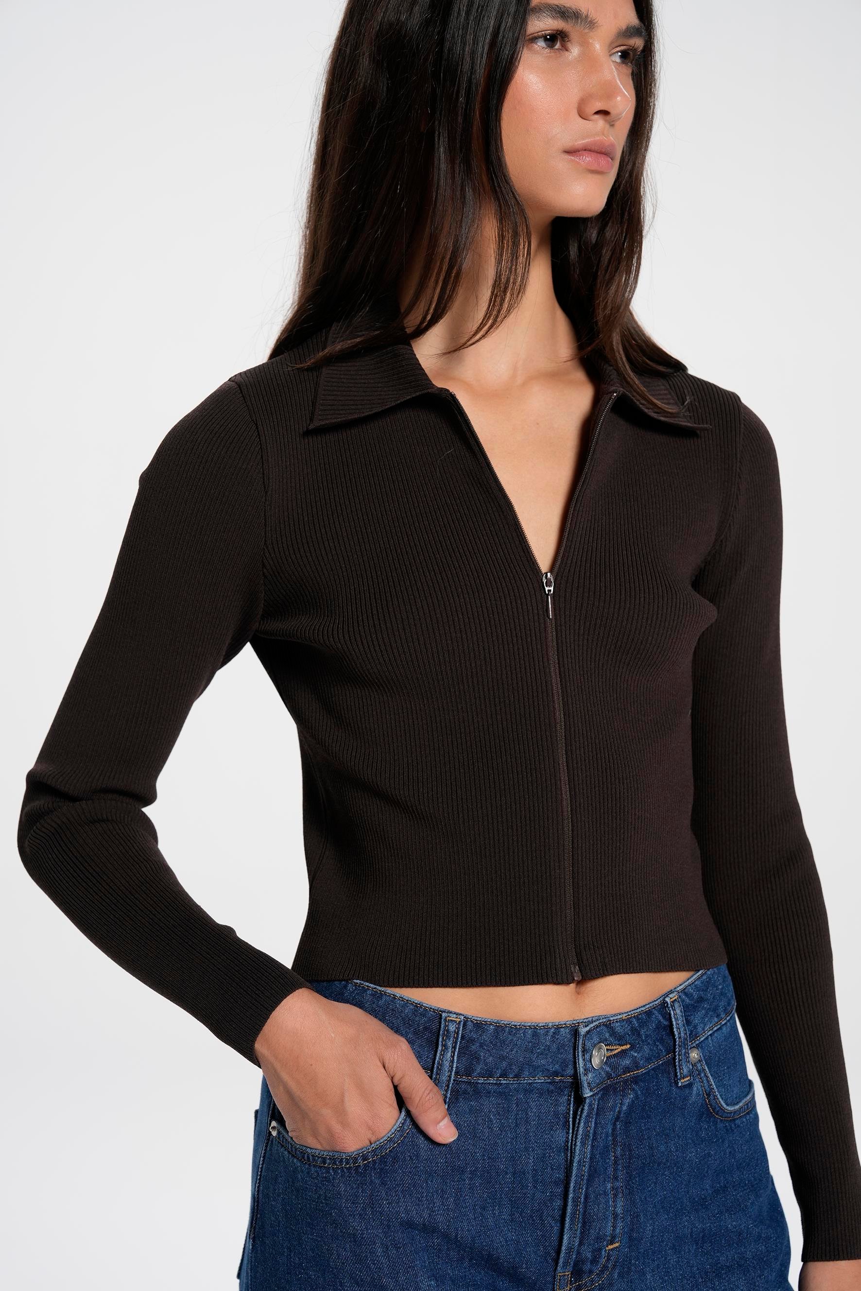 Kahverengi Polo Yaka Fitted Kısa Hırka