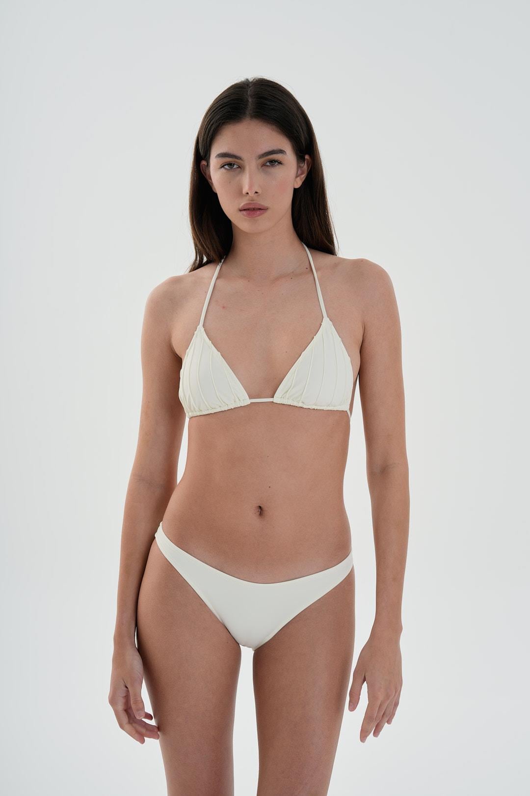 Kırık Beyaz Drapeli Üçgen Bikini