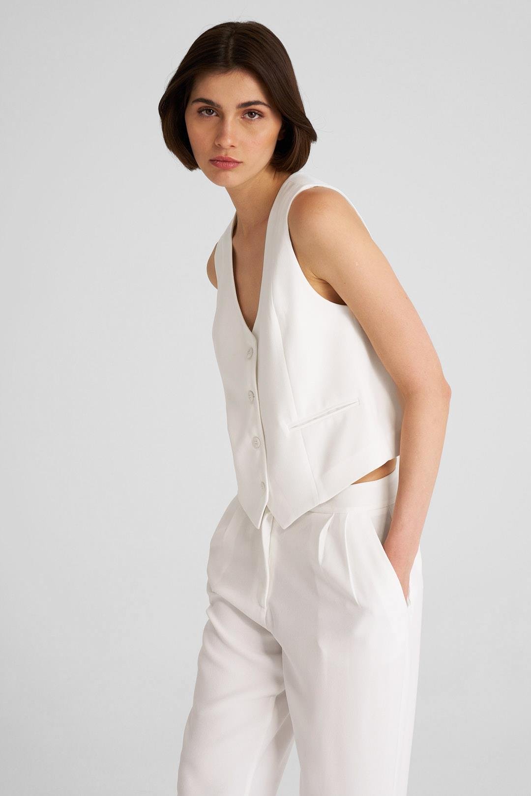 Kırık Beyaz Krep Havuç Pantolon