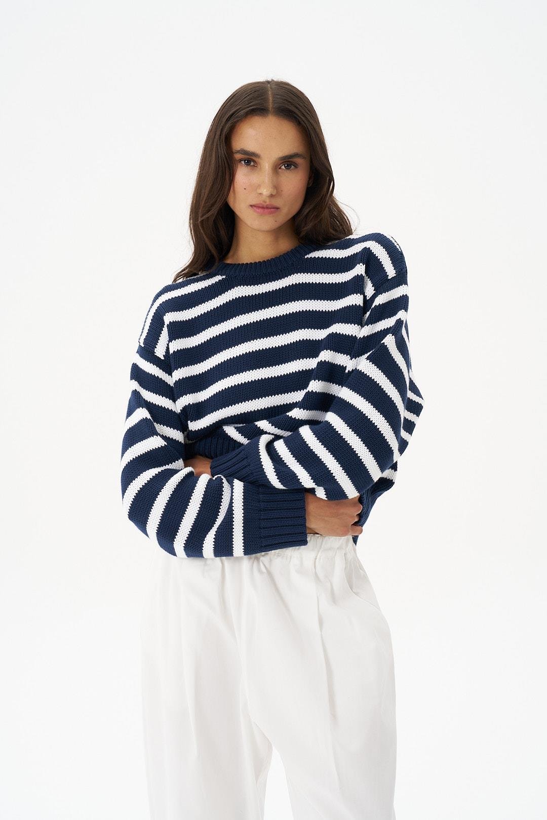 Kırık Beyaz Pilili Gabardin Pantolon