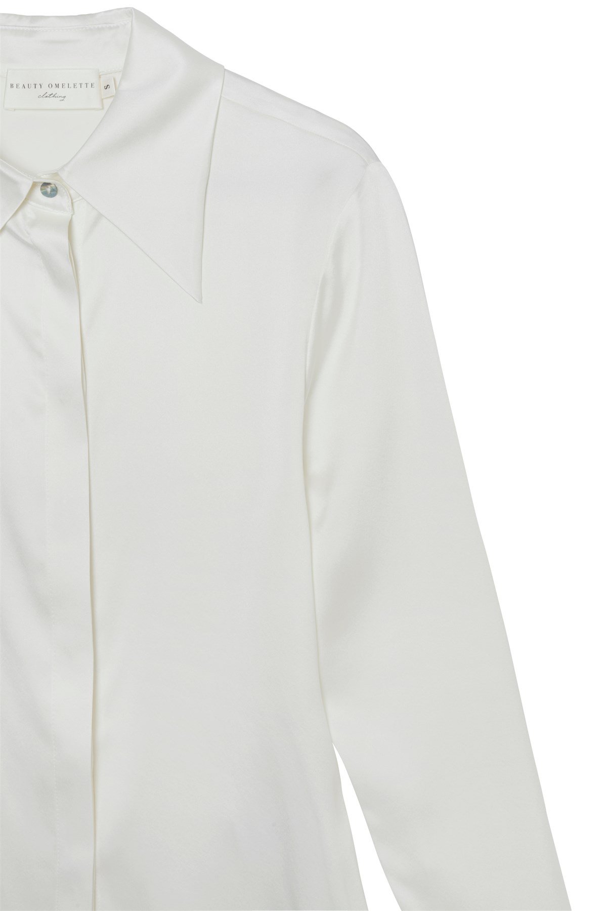 Kırık Beyaz Sivri Yaka Fitted İpek Gömlek - Special Edition