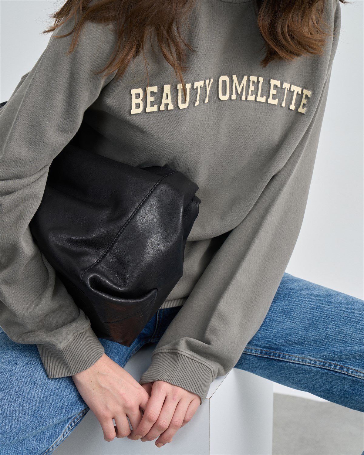 Koyu Gri Logo Baskılı Sweatshirt