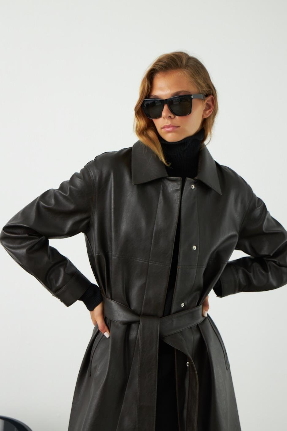 Koyu Kahverengi Deri Görünümlü Oversize Trenchcoat - Exclusive Collection