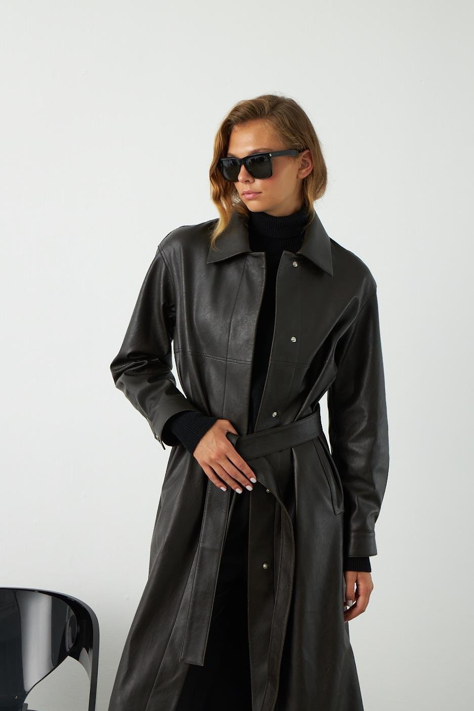 Koyu Kahverengi Deri Görünümlü Oversize Trenchcoat - Exclusive Collection