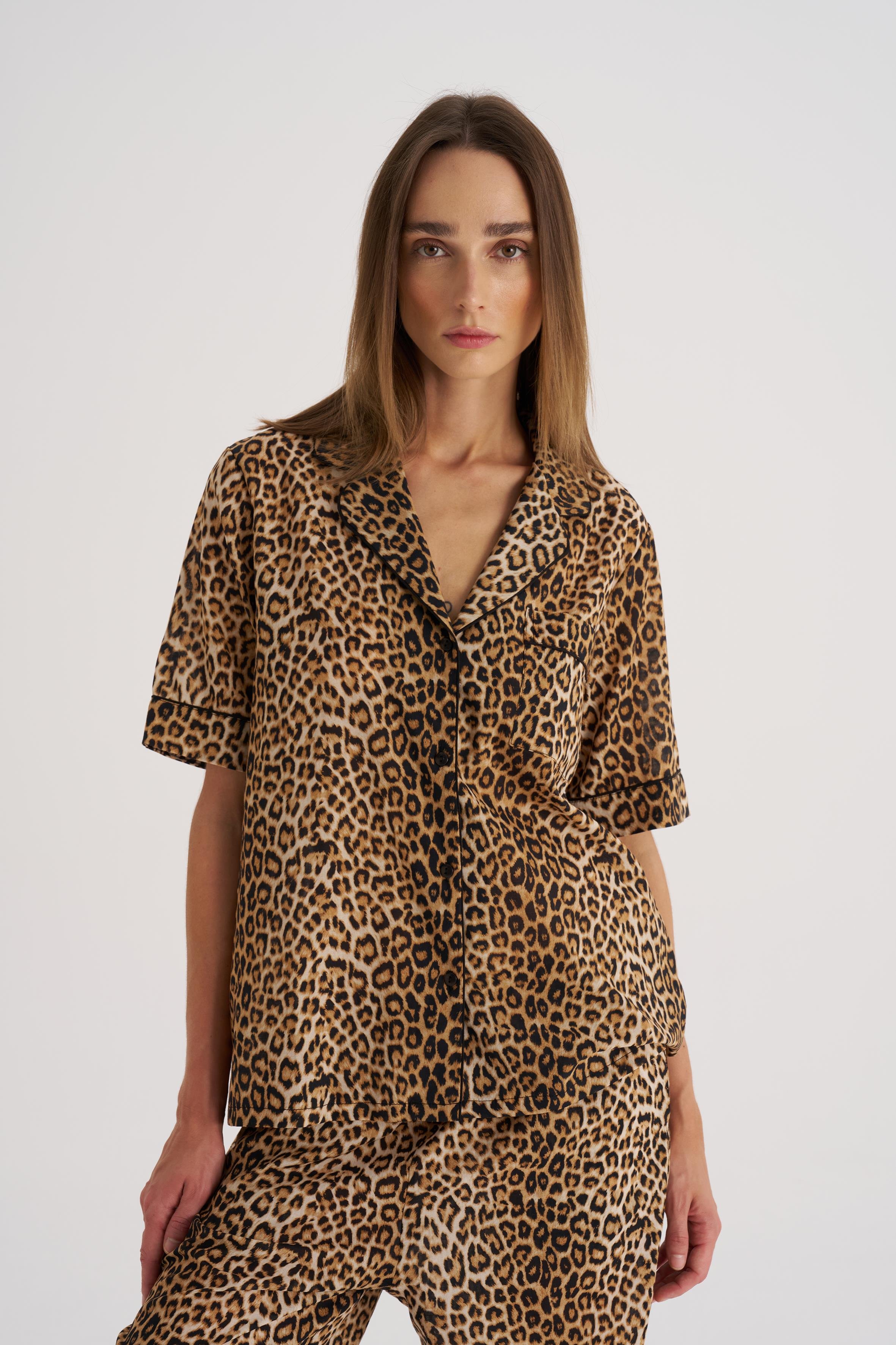 Leopar Desen Koton Biyeli Şömizye Yaka Gömlek