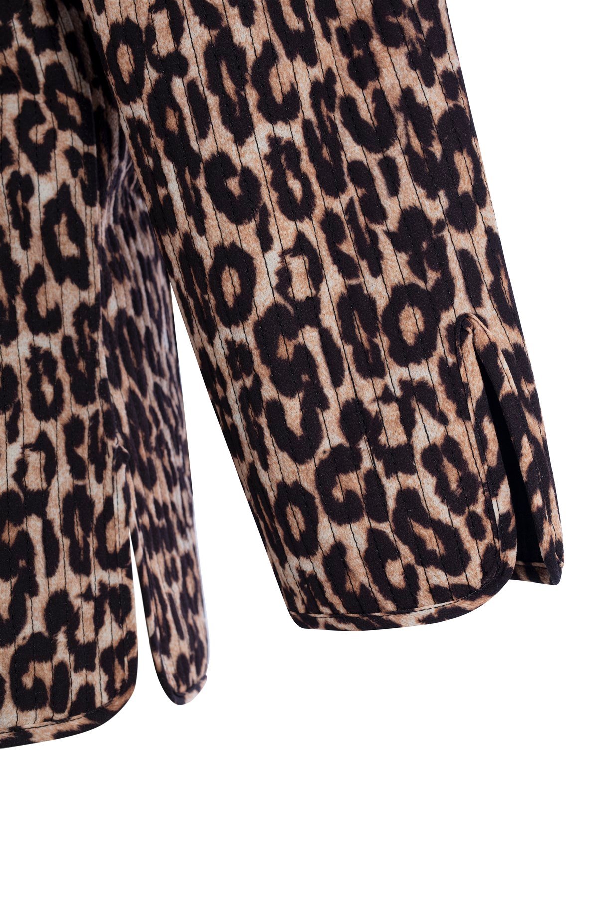 Leopar Kapitone Ceket 
