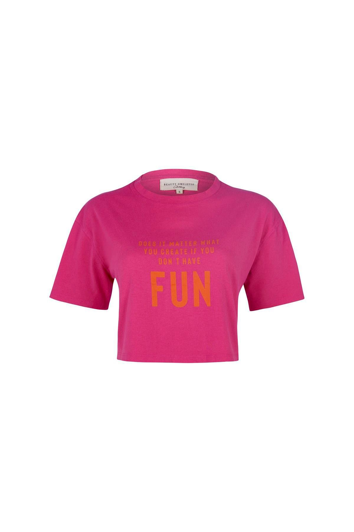 Pembe Motto Baskılı Crop Tshirt