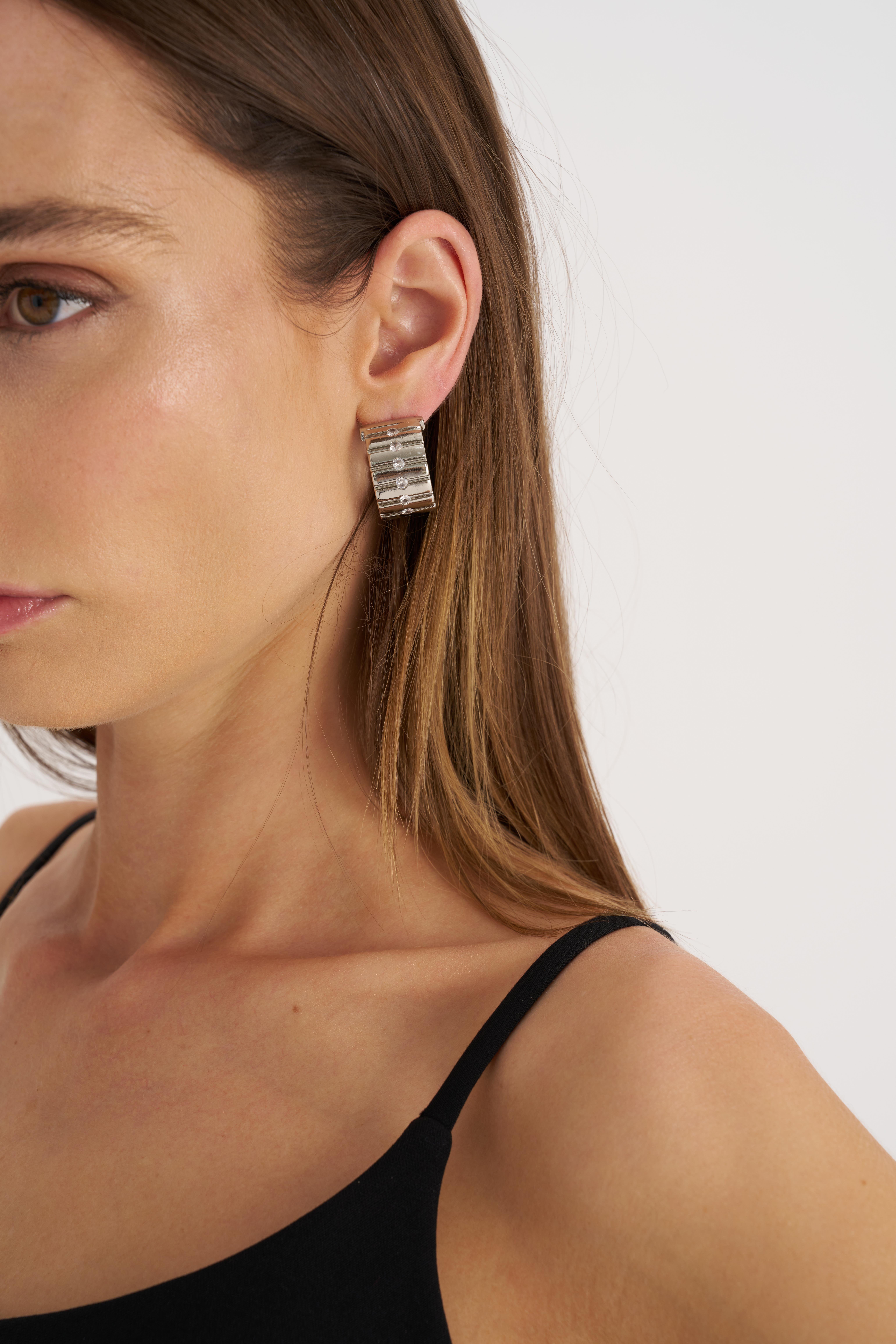 Silver Taş Detaylı Kalın Halka Küpe