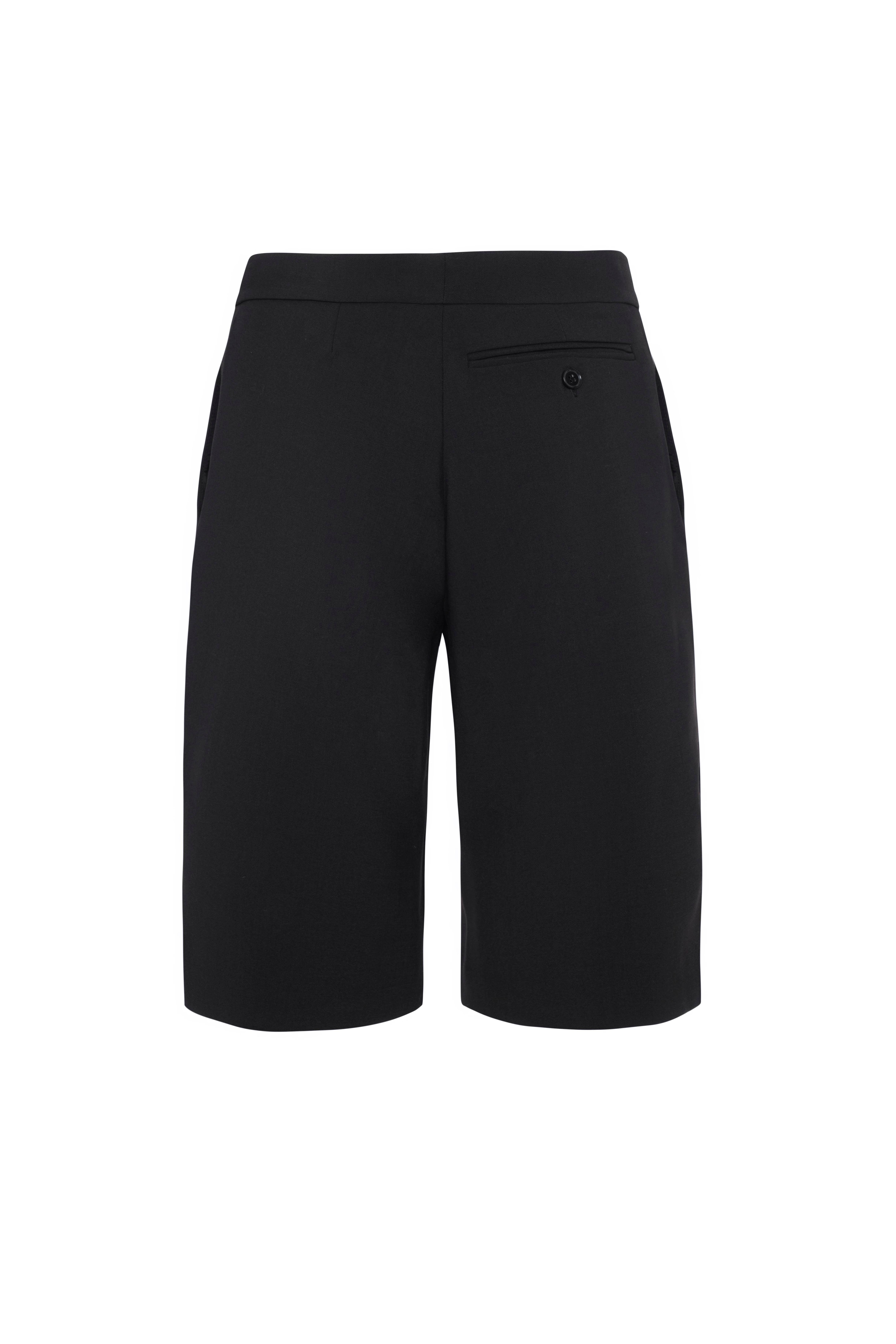 Siyah Bermuda Şort