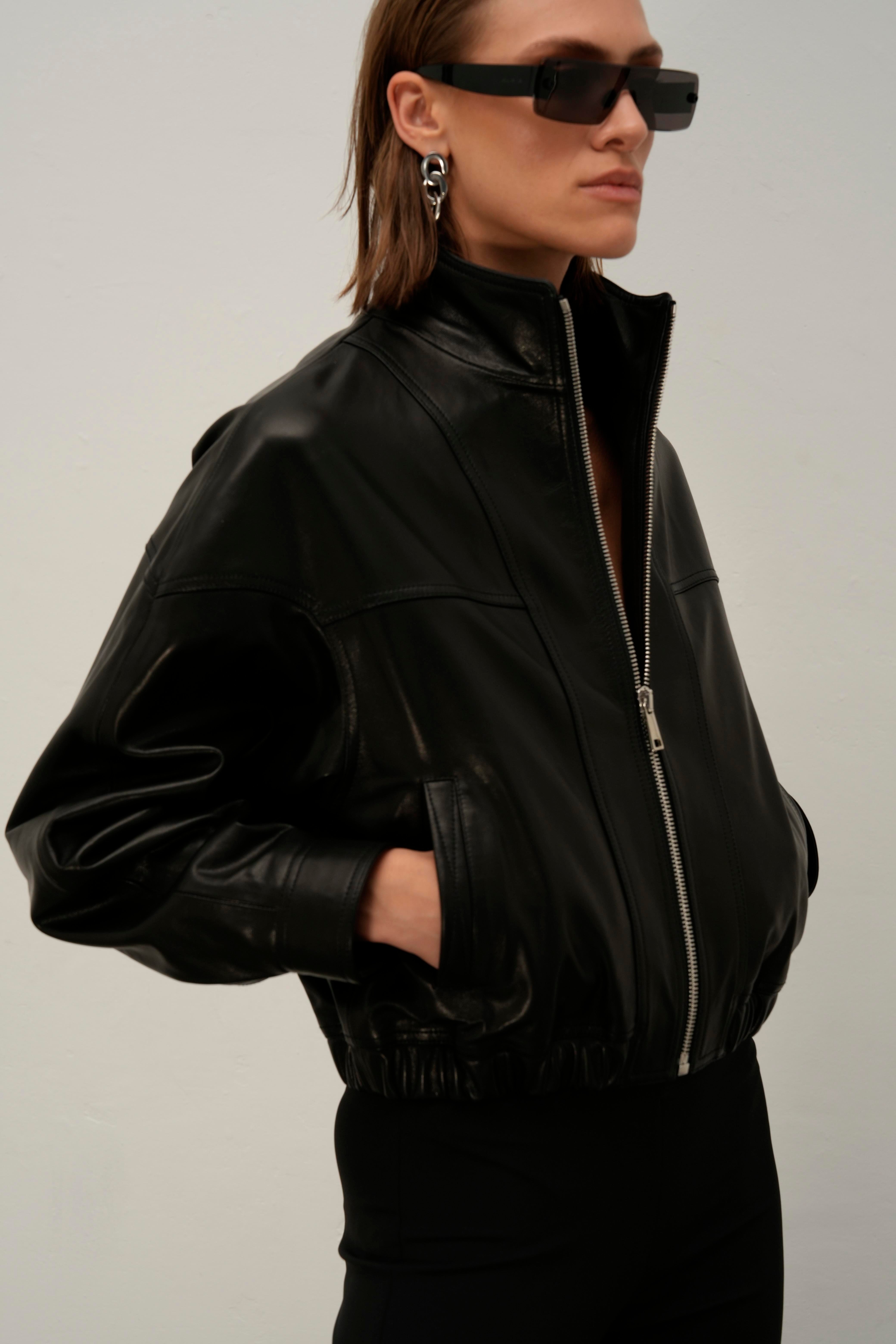 Siyah Dik Yaka Biker Deri Ceket