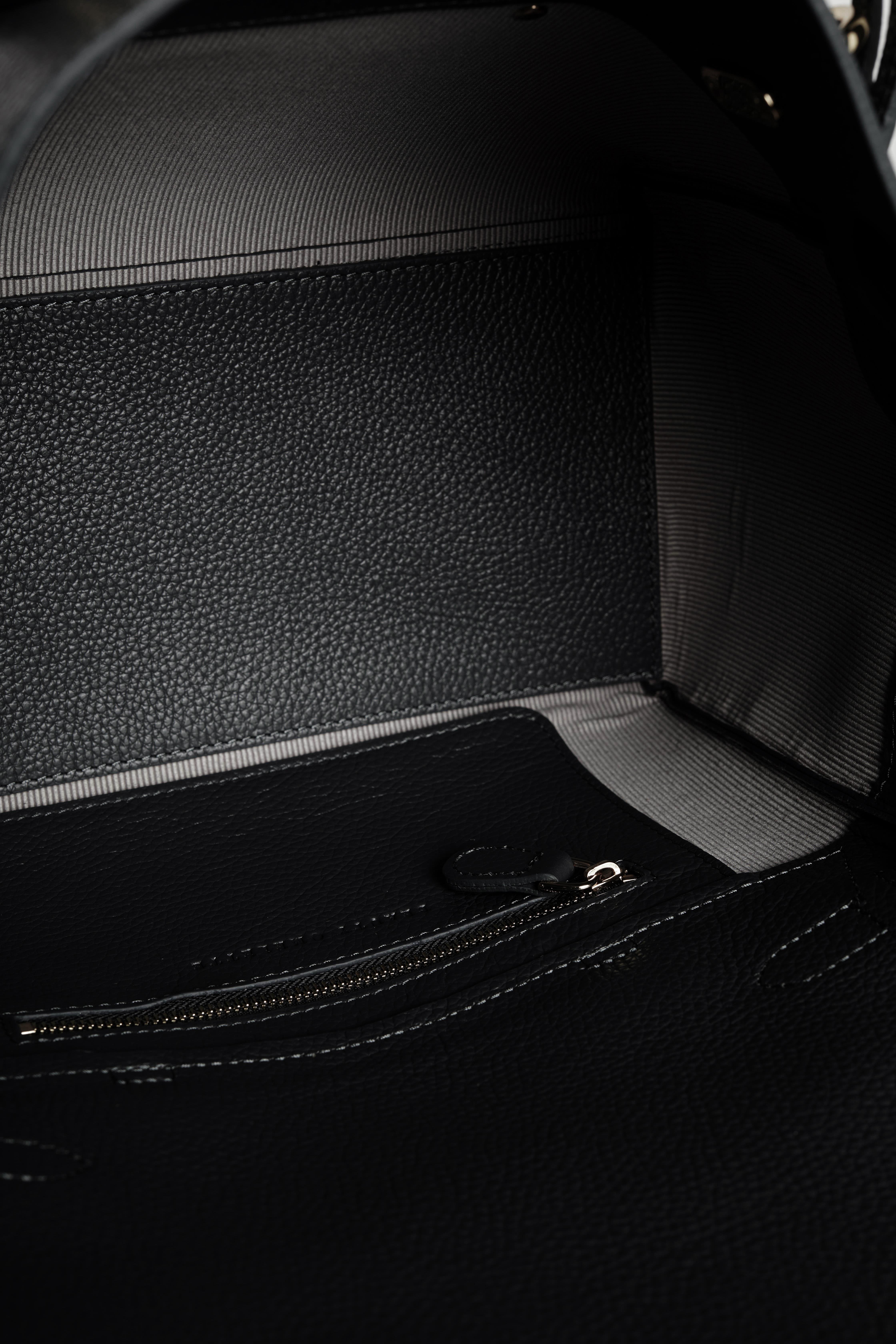 Siyah Gabrielle Floater Medium Bag Silver