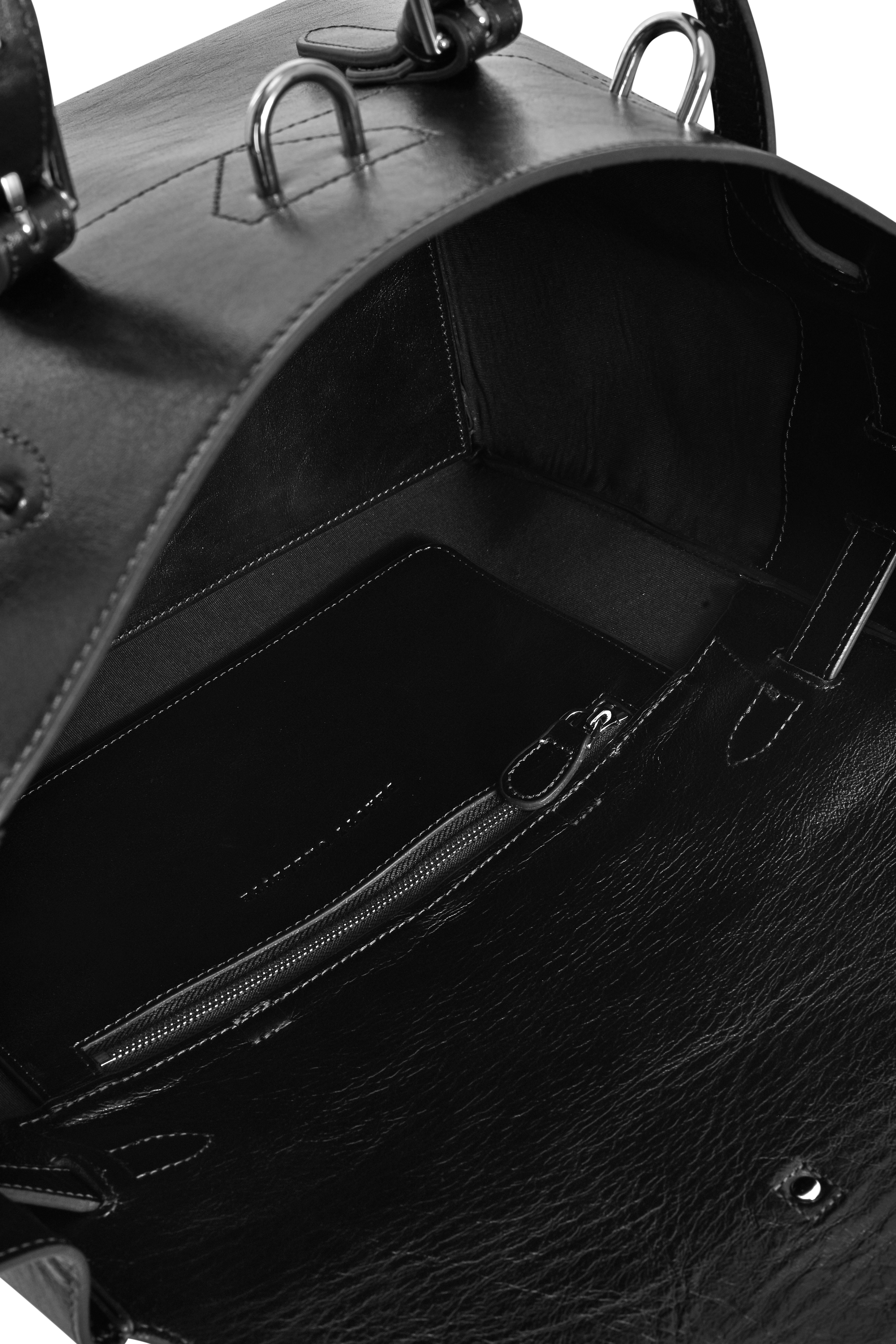 Siyah Gabrielle Kırık Efektli Deri Day Bag Black