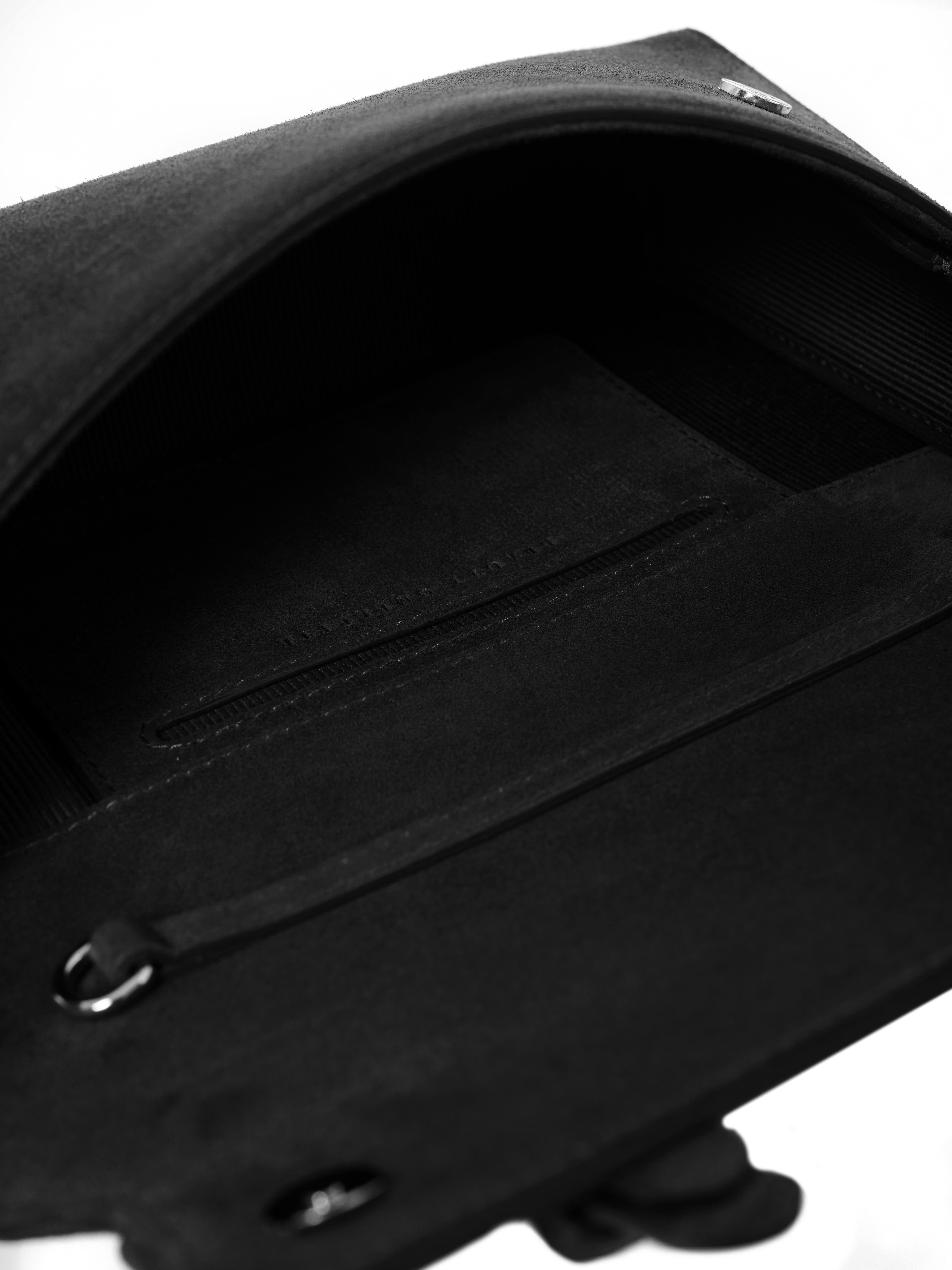 Siyah Gabrielle Süet Clutch