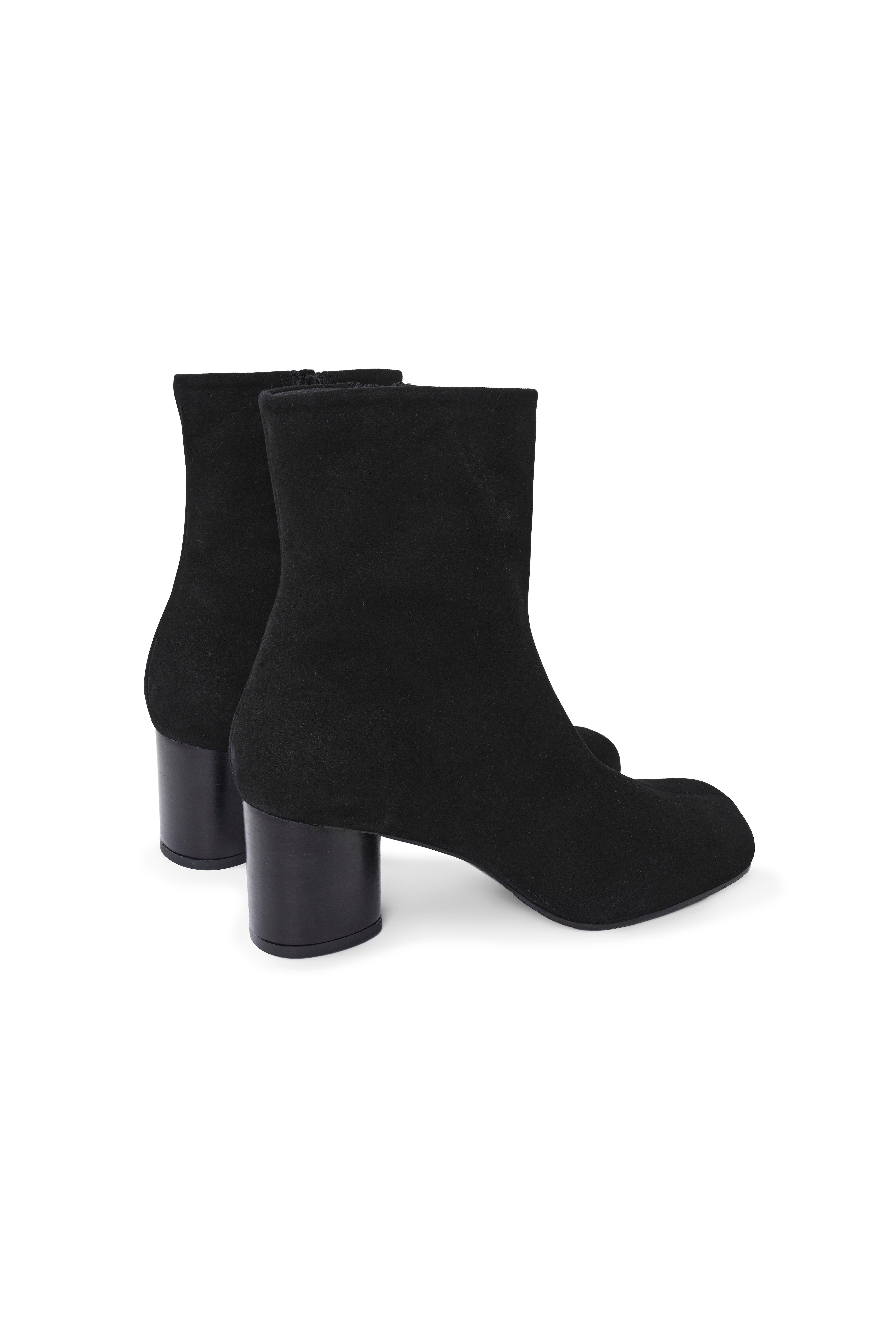 Siyah Kare Burun Topuklu Süet Bot