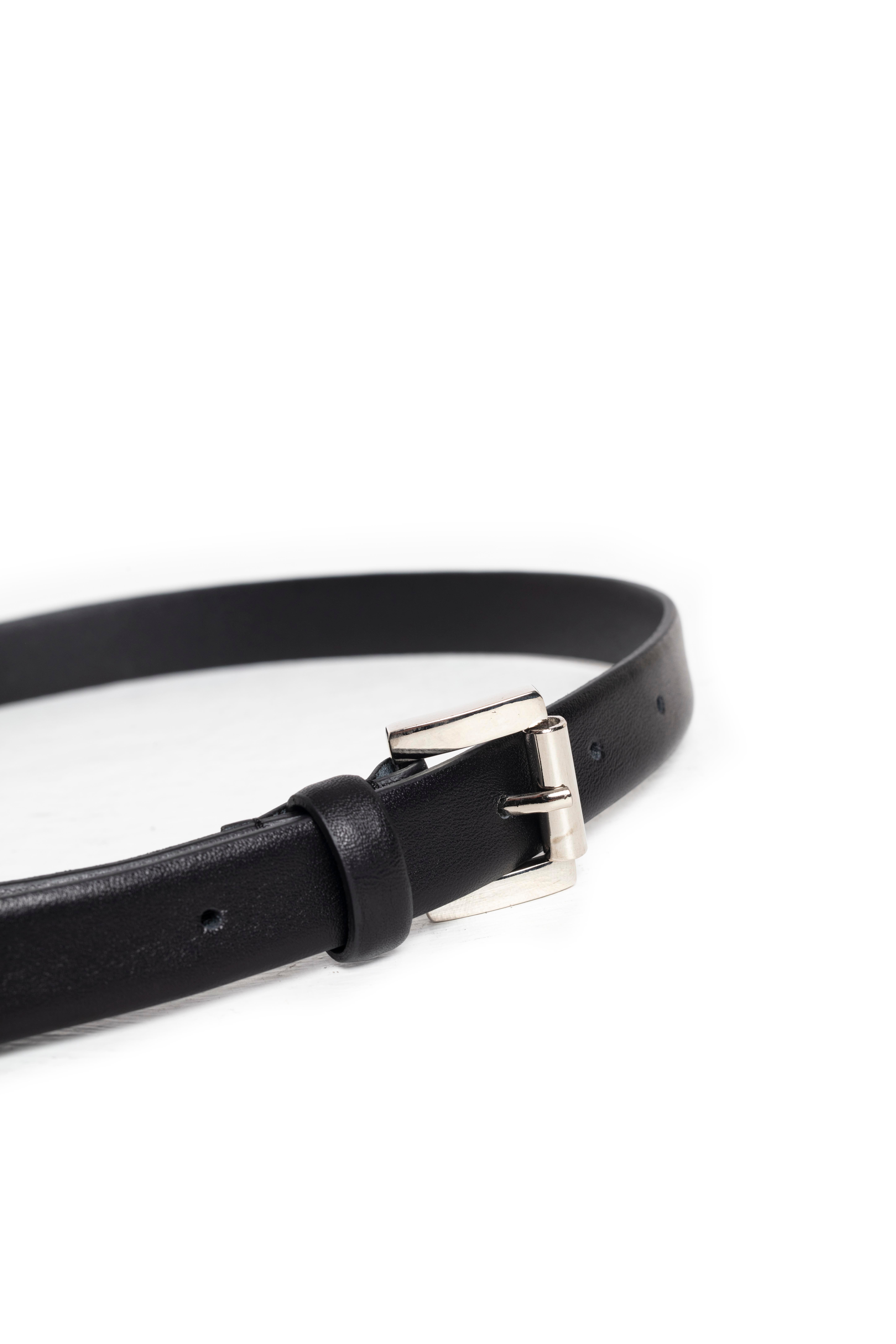 Siyah Kare Silver Tokalı Deri İnce Kemer