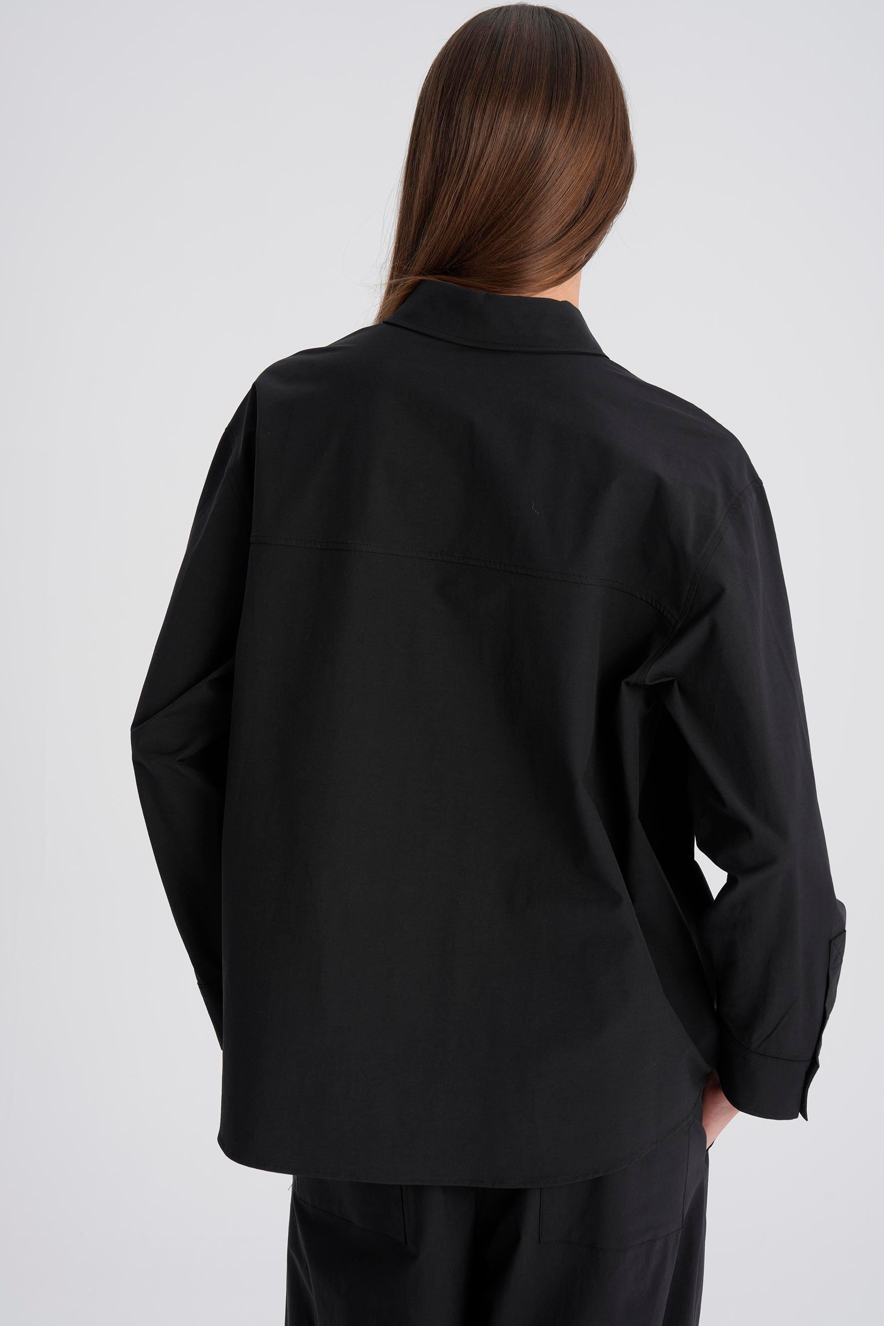 Siyah Oversize Teknik Kumaş Gömlek