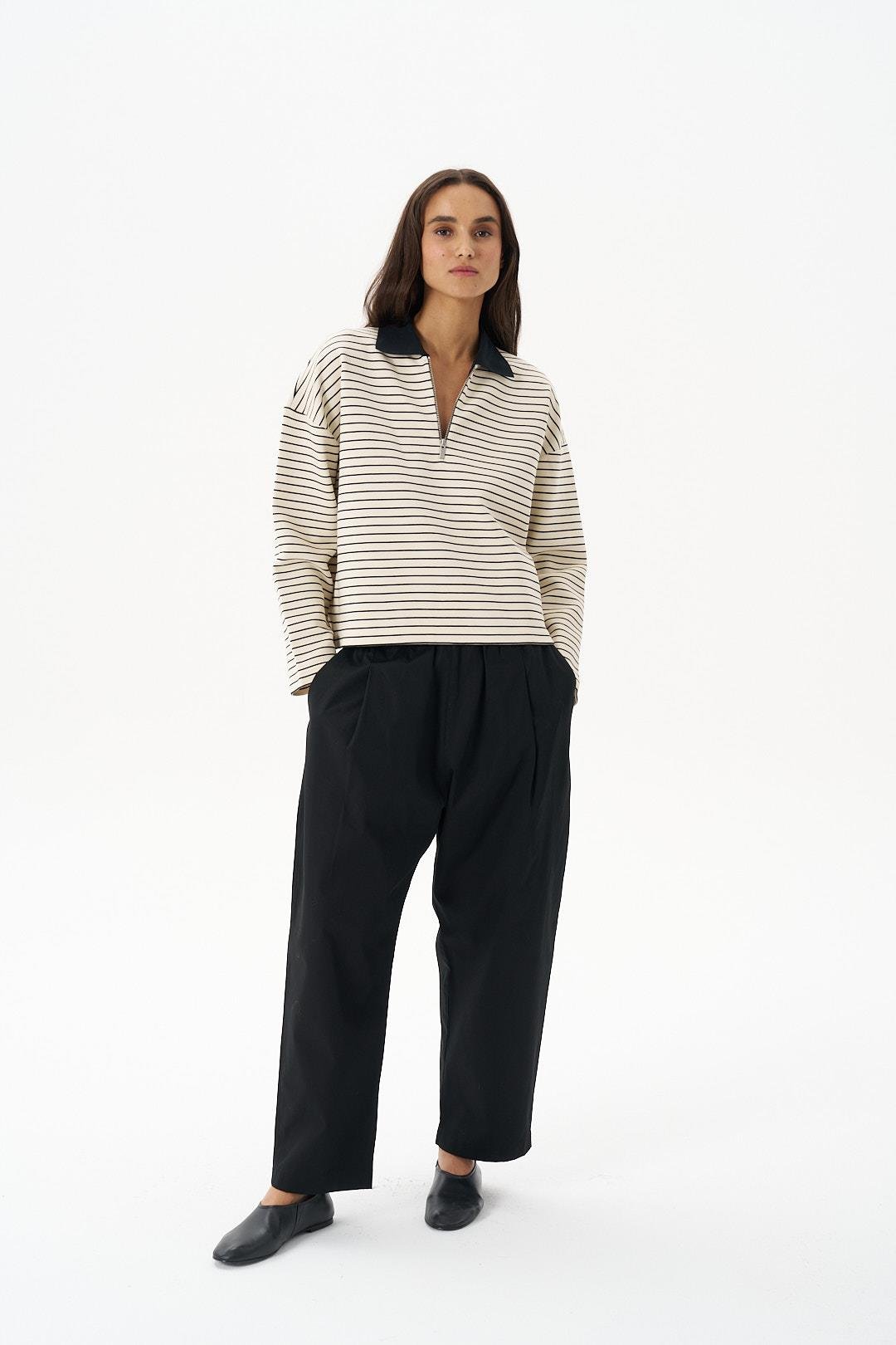 Siyah Pilili Gabardin Pantolon