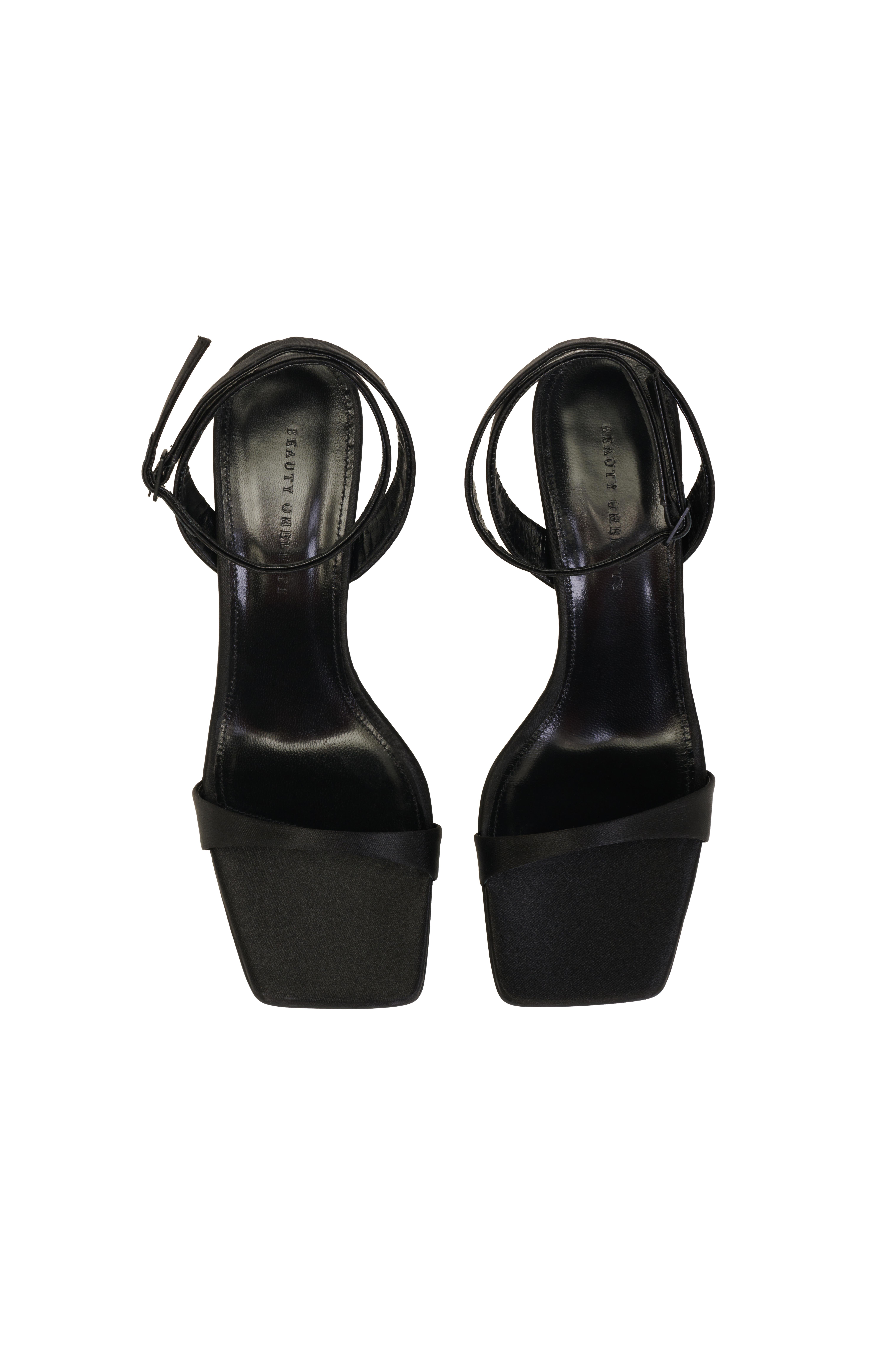 Siyah Saten Kısa Topuklu Anna