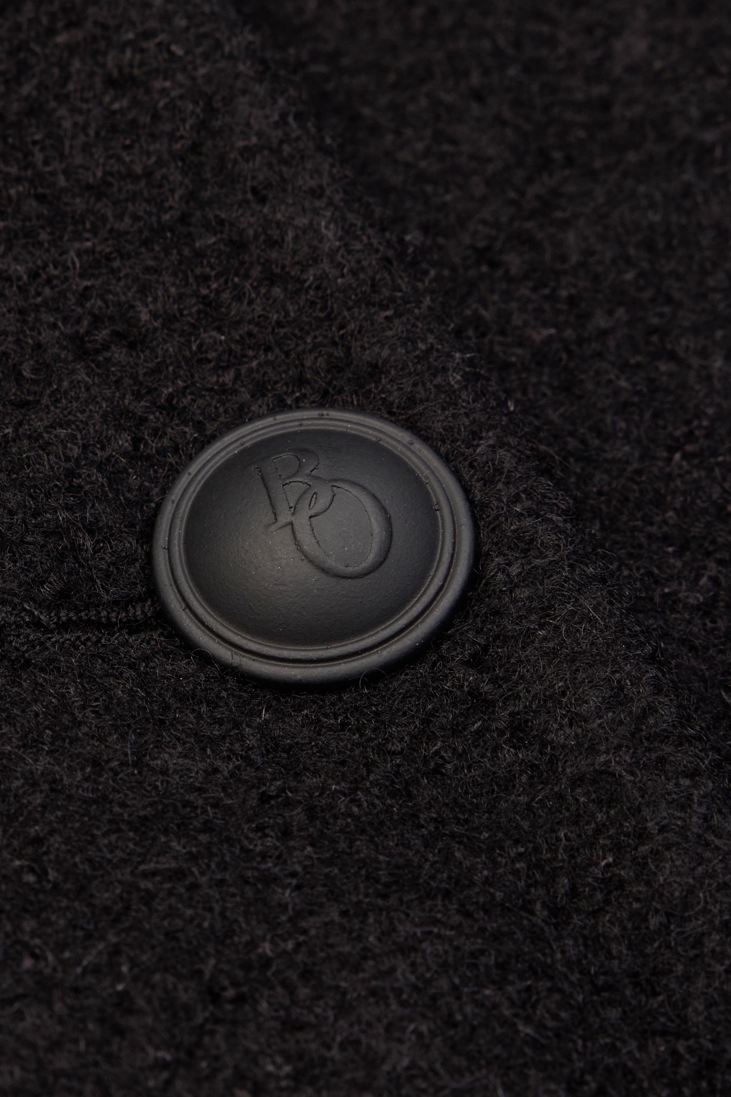 Siyah Vatkalı Kısa Yün Kaban