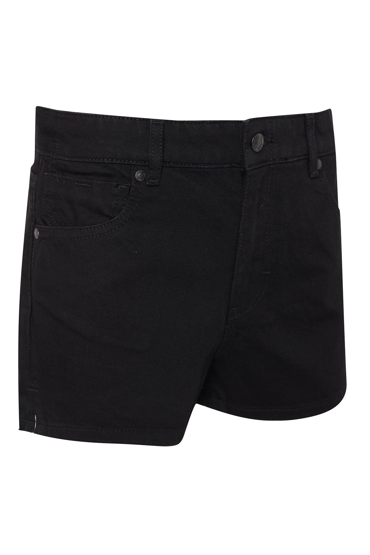 Siyah Yırtmaç Detaylı Jean Şort