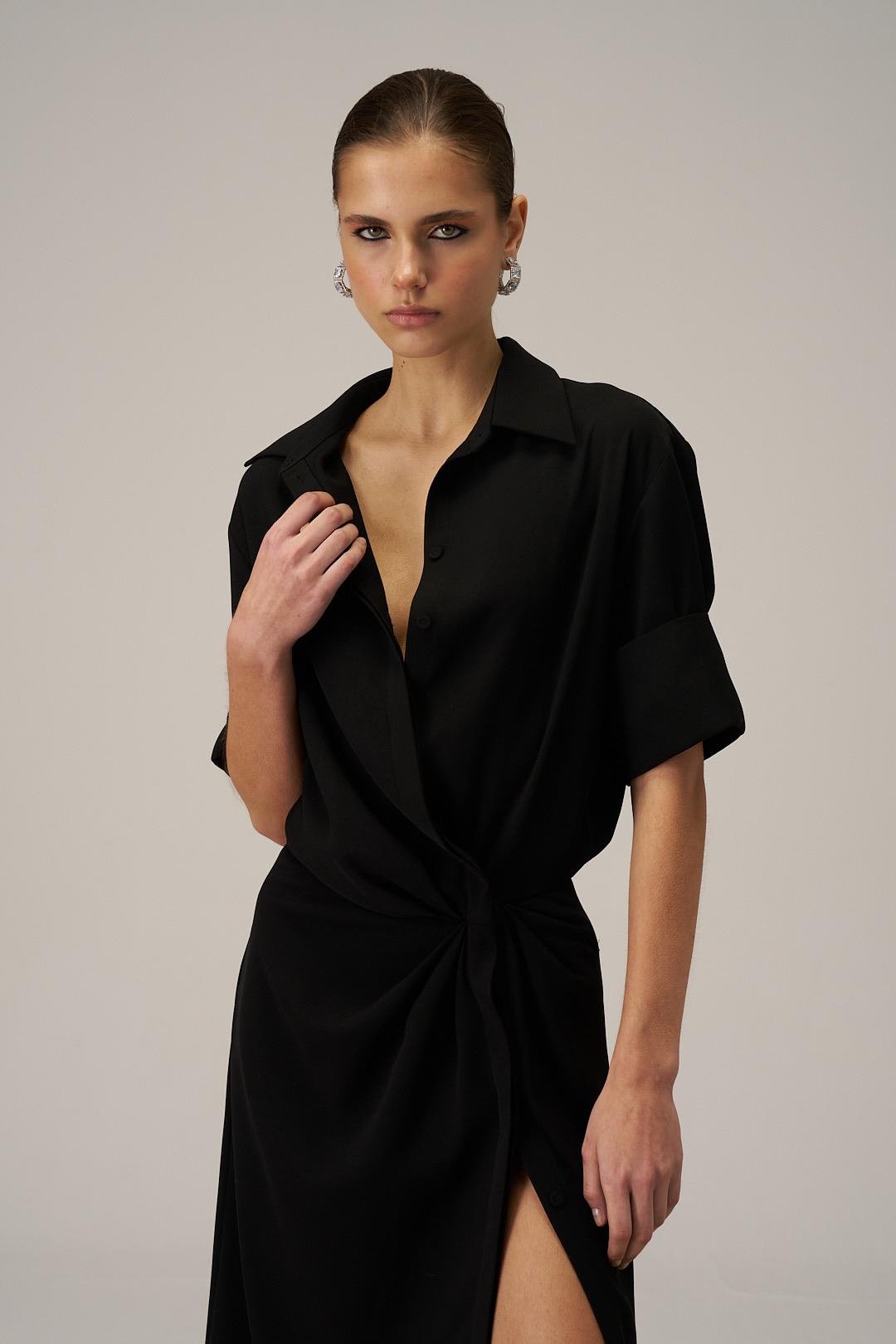 Siyah Yırtmaçlı Krep Gömlek Elbise