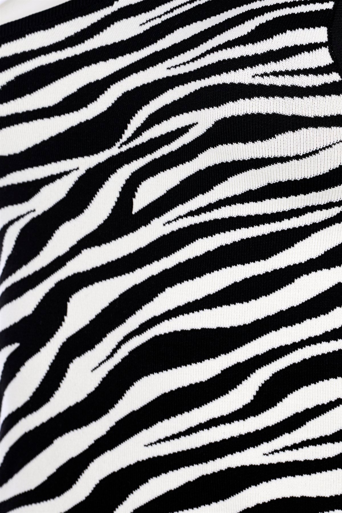 Zebra Desen Asimetrik Yaka Triko Atlet