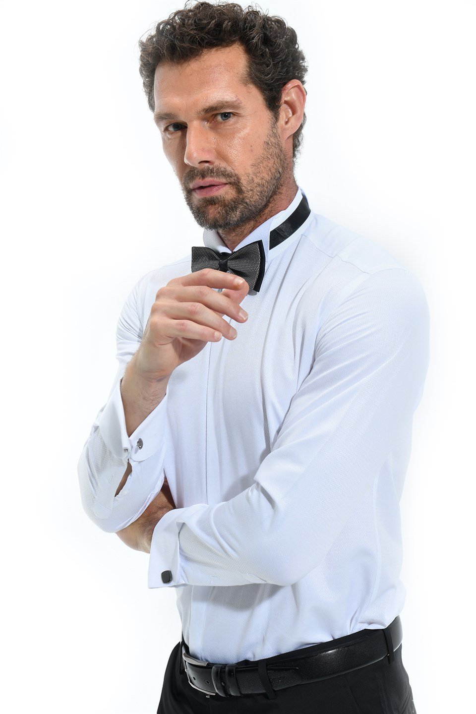  Morven Erkek Beyaz Slim Fit Jakarlı Ata Yaka Damatlık Manşetli Gömlek