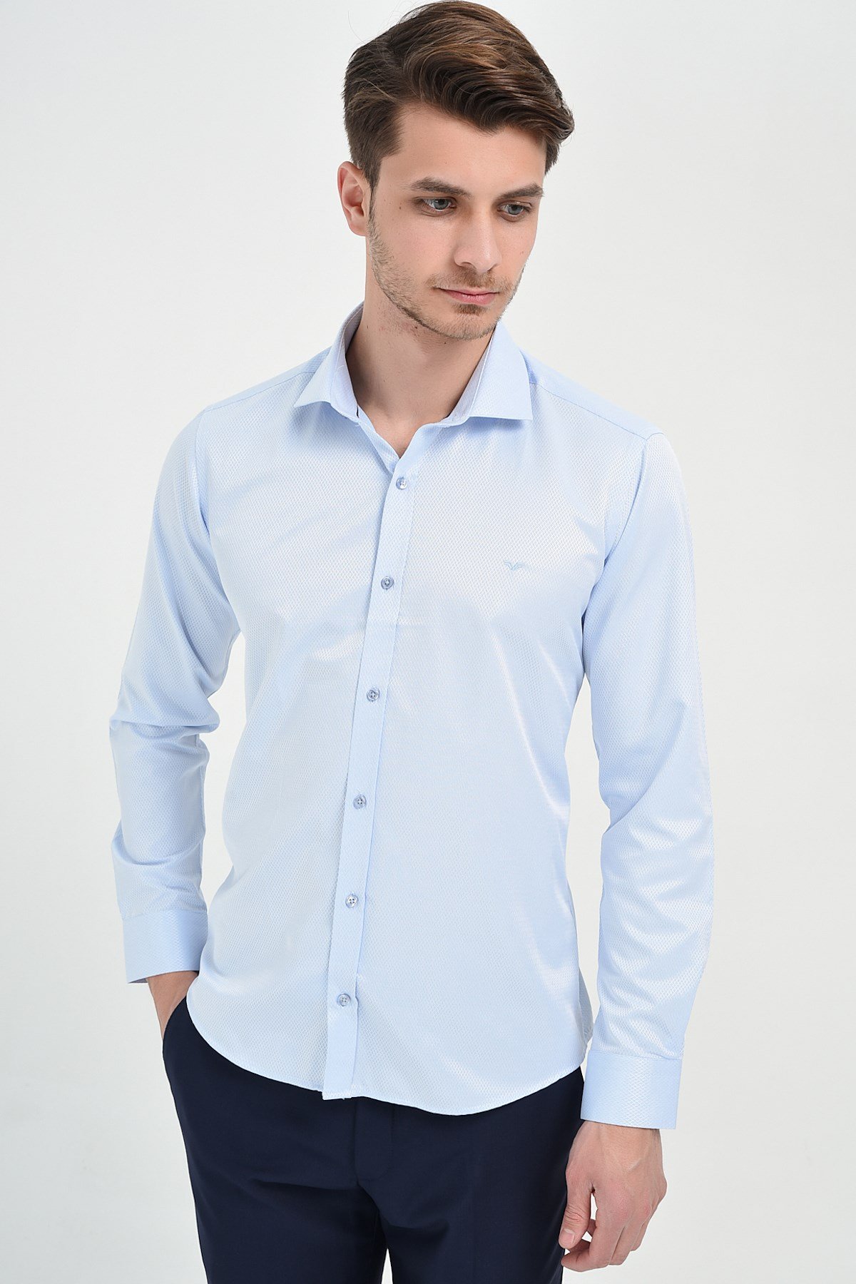  Morven Erkek Buz Mavisi Saldera Slim Fit Jakarlı İtalyan Yaka Uzun Kollu Gömlek