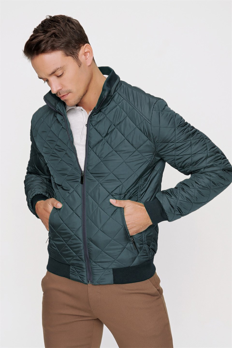  Morven Erkek Haki Ray Kapitone Dynamic Fit rahat Kesim Mont