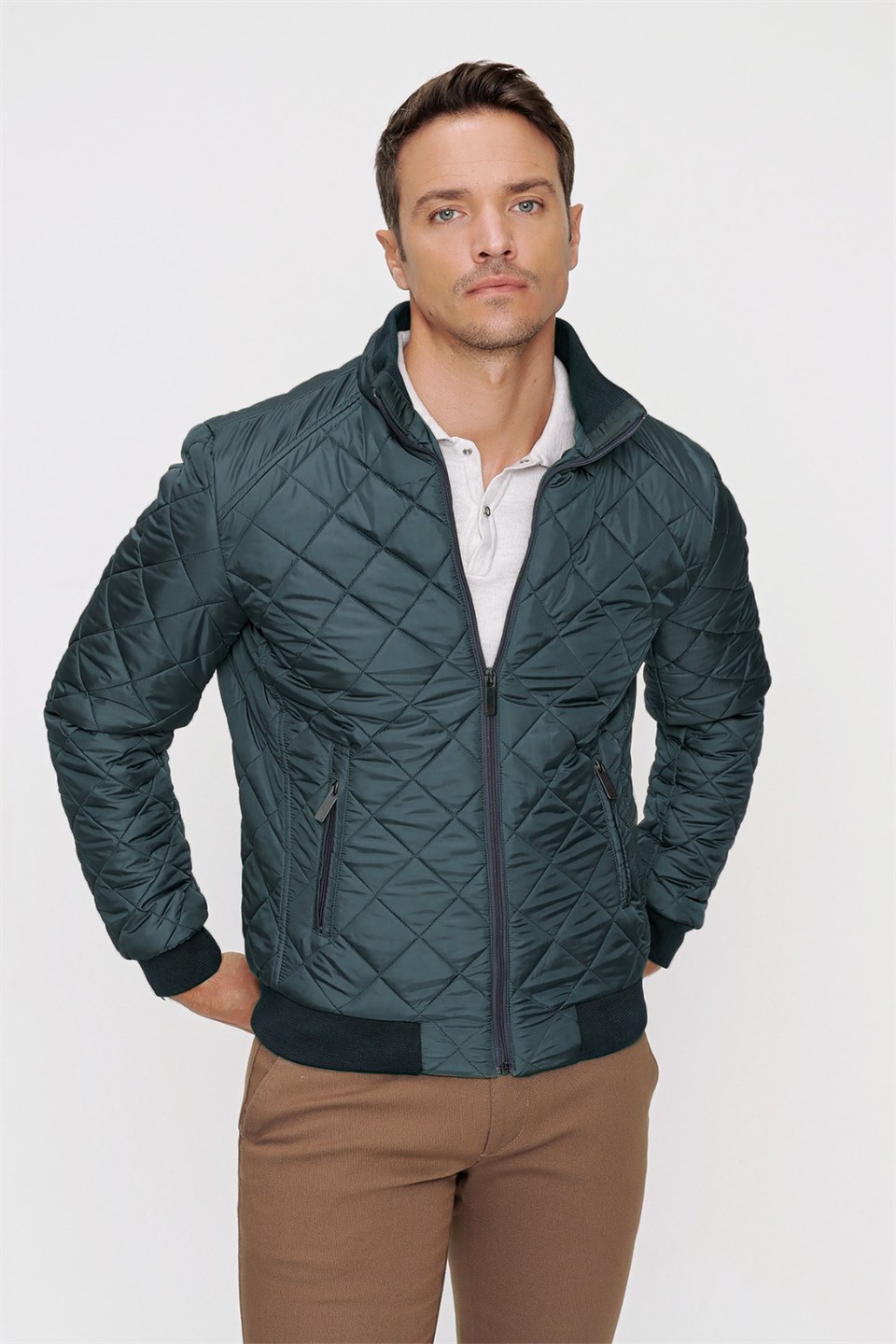  Morven Erkek Haki Ray Kapitone Dynamic Fit rahat Kesim Mont
