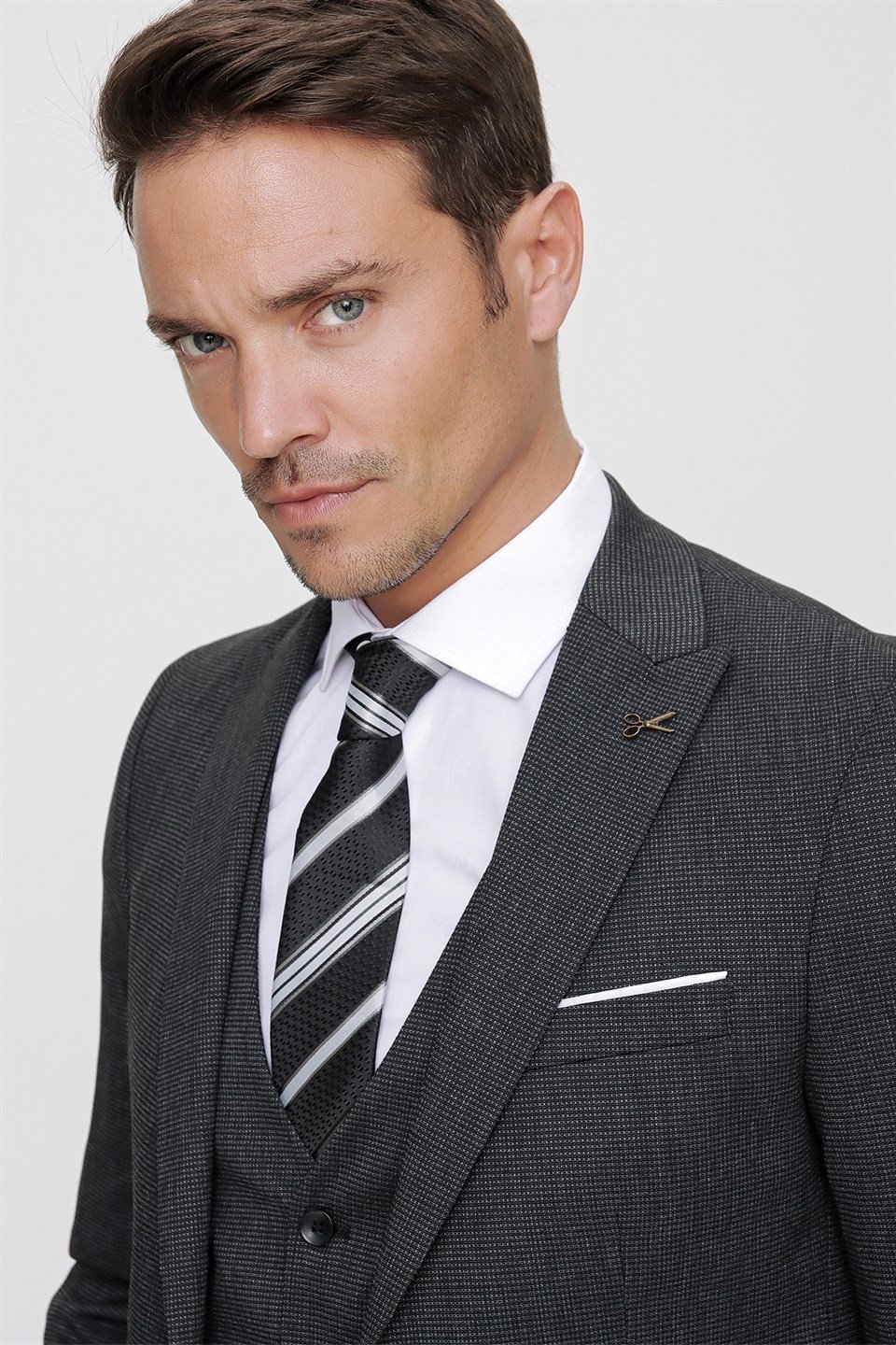  Morven Erkek Siyah Naval Slim Fit Dar Kesim Yelekli Pitikare 6 Drop Takım Elbise