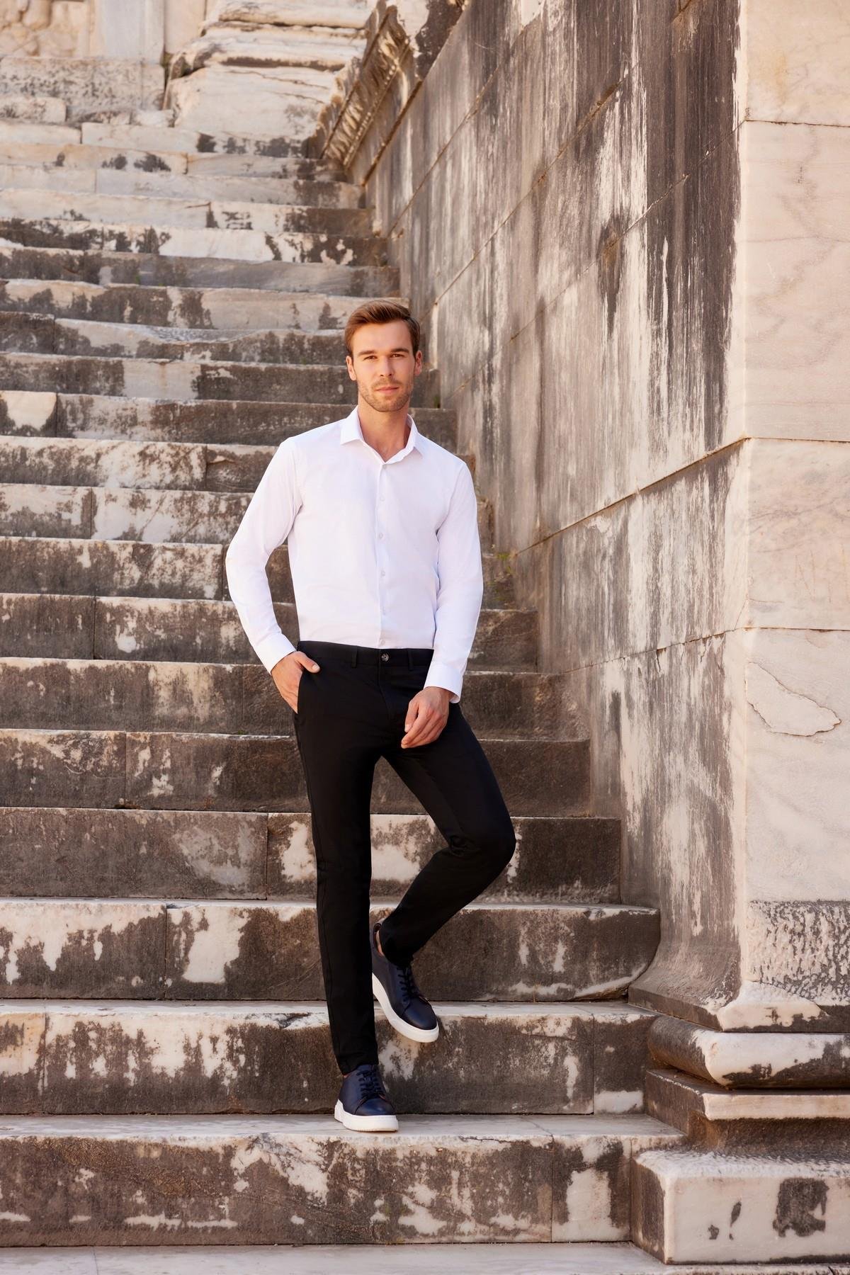 Erkek Beyaz Slim Fit Dar Kesim Düz Sert Yaka Uzun Kollu Gömlek