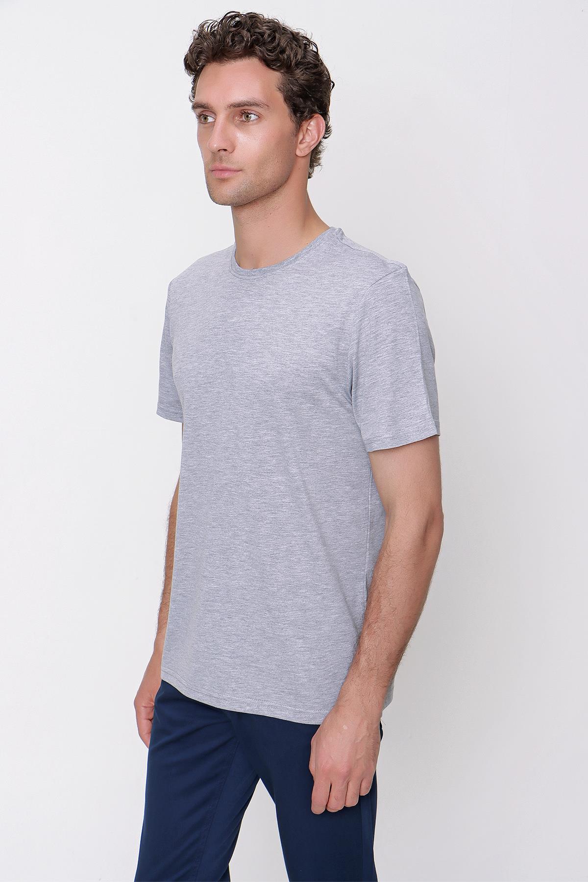 Erkek Gri Basic Düz %100 Pamuk Bisiklet Yaka Slim Fit Dar Kesim Kısa Kollu Tişört