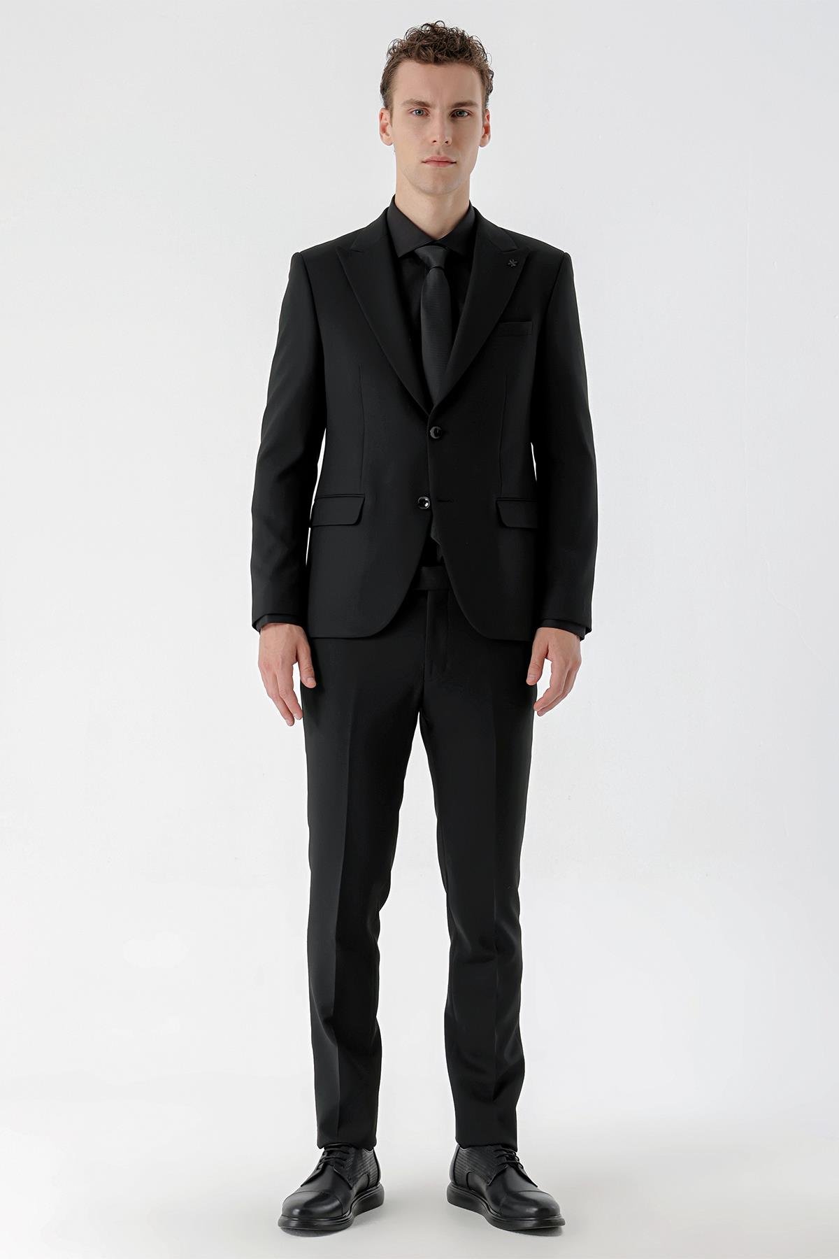 Erkek Siyah Basic Düz Slim Fit Takım Elbise (GÖMLEK,KRAVAT HEDİYE)