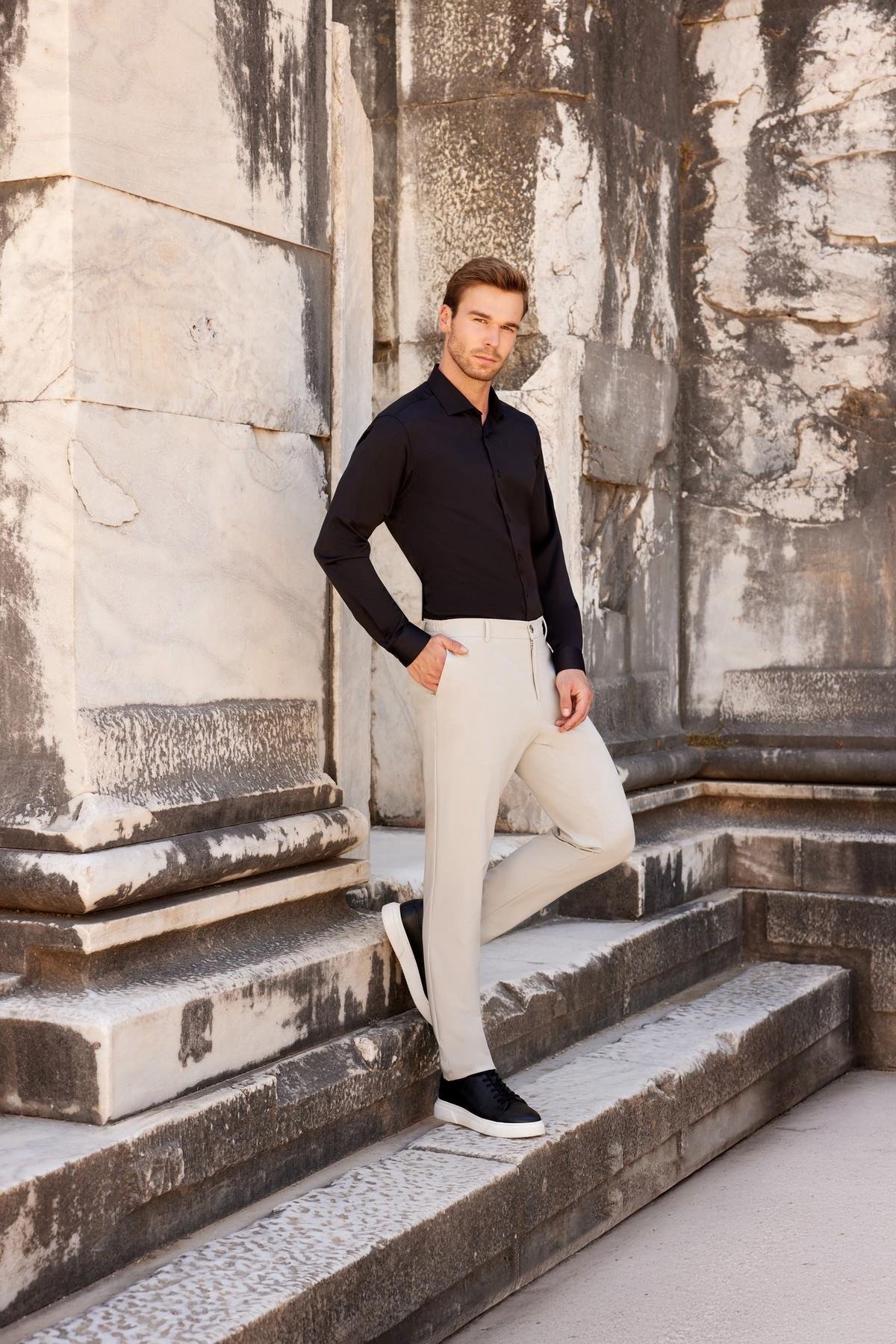 Erkek Siyah Slim Fit Dar Kesim Düz Sert Yaka Uzun Kollu Gömlek